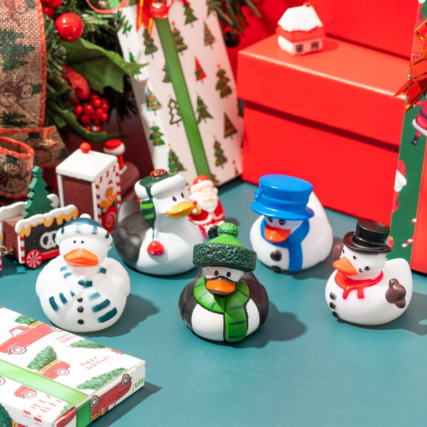 Haooryx Winter Rubber Duckies Toys - 20Pcs Fancy Novelty Christmas Snowman Elk Navy Christmas Ducky Decor for Kids Birthday Gift