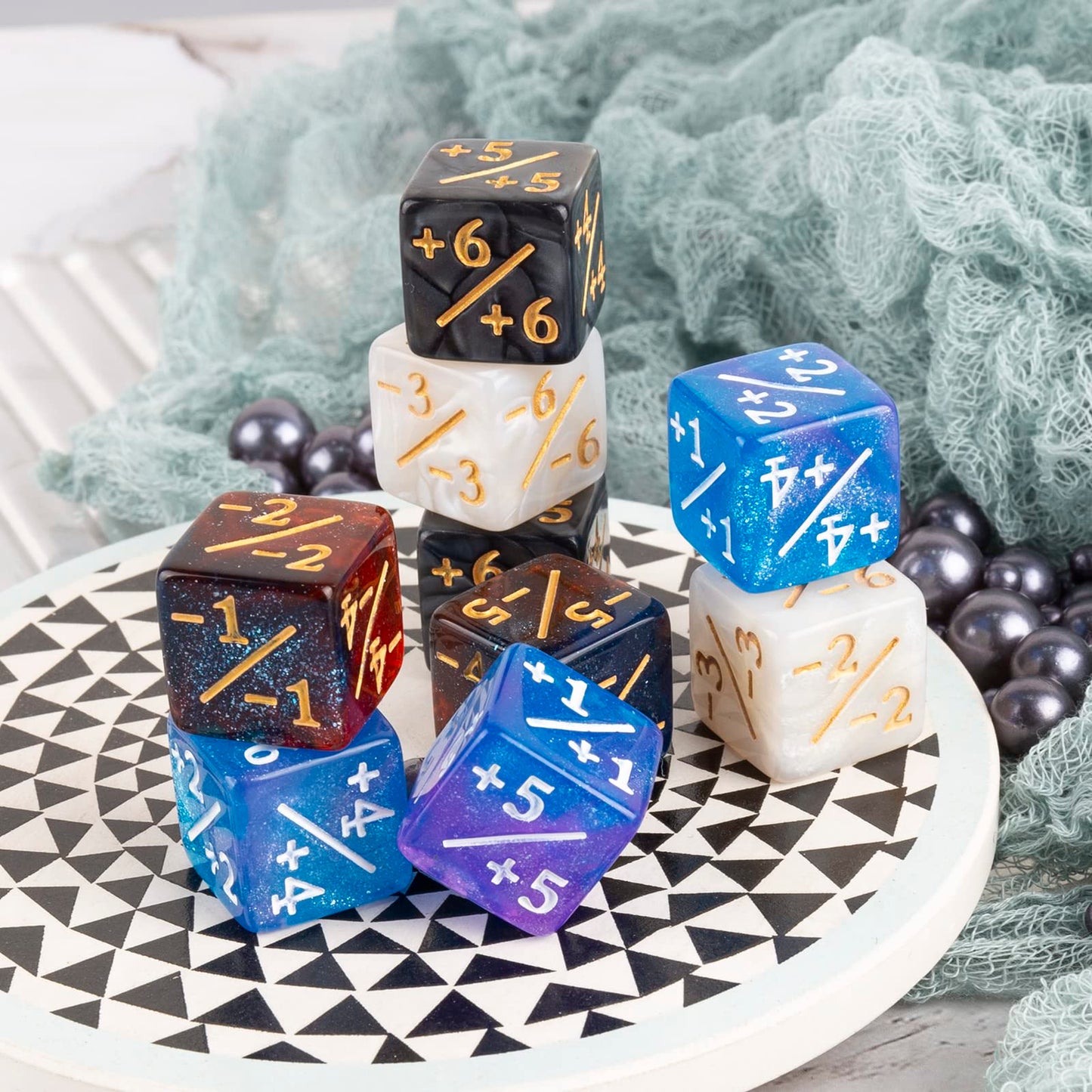 ORUNI 48 PCS Magic The Gathering Dice Set - 16mm Starry Marble D6, Black&White & Brown&Pink, MTG Counter Tokens for Card Games