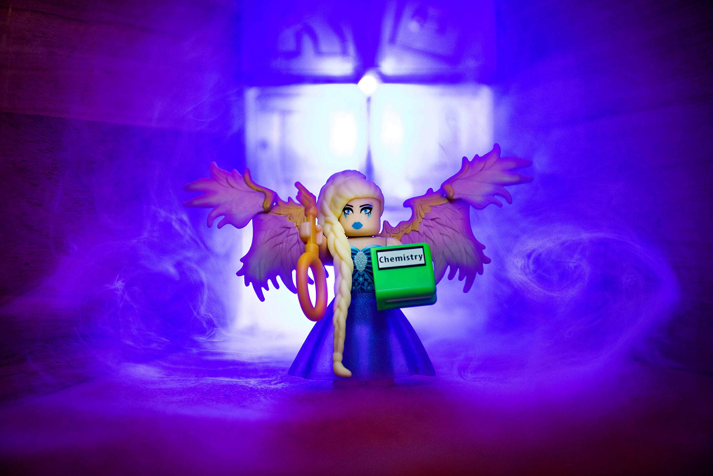 Roblox Celebrity Collection - Neverland Lagoon: Crown Collector + Royale High School: Enchantress Two Figure Bundle [Includes 2 limited availability Virtual Items]
