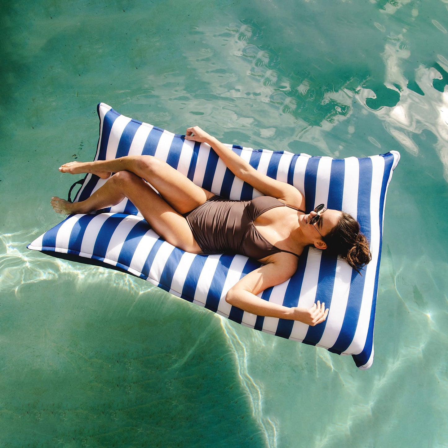 Big Joe Lagoon Lounger No Inflation Needed Pool Float, Americana Nautical Stripe Double Sided Mesh, Quick Draining Fabric, 5 Fee