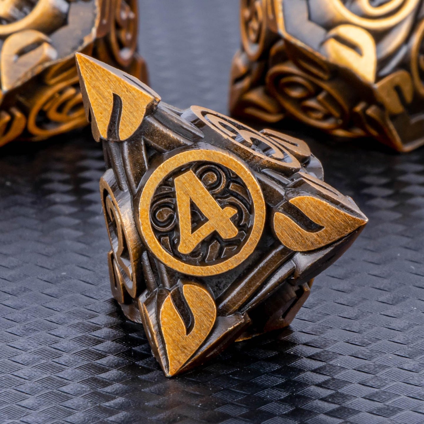 KERWELLSI 7Pcs Nature Vines Leaf Metal DND Dice Set D&D with Gift Box, Ancient Gold Polyhedral Handmade Dungeons and Dragons Dic