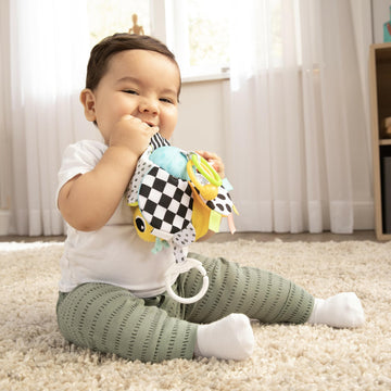 Lamaze Clip On Car Seat And Stroller Toy - Buzzy The Bee - Crinkle Car Seat Toys And Stroller Toys - Sensory Toys For Babies - Travel Toys For Car - Infant Toys Ages 0 Months And Up