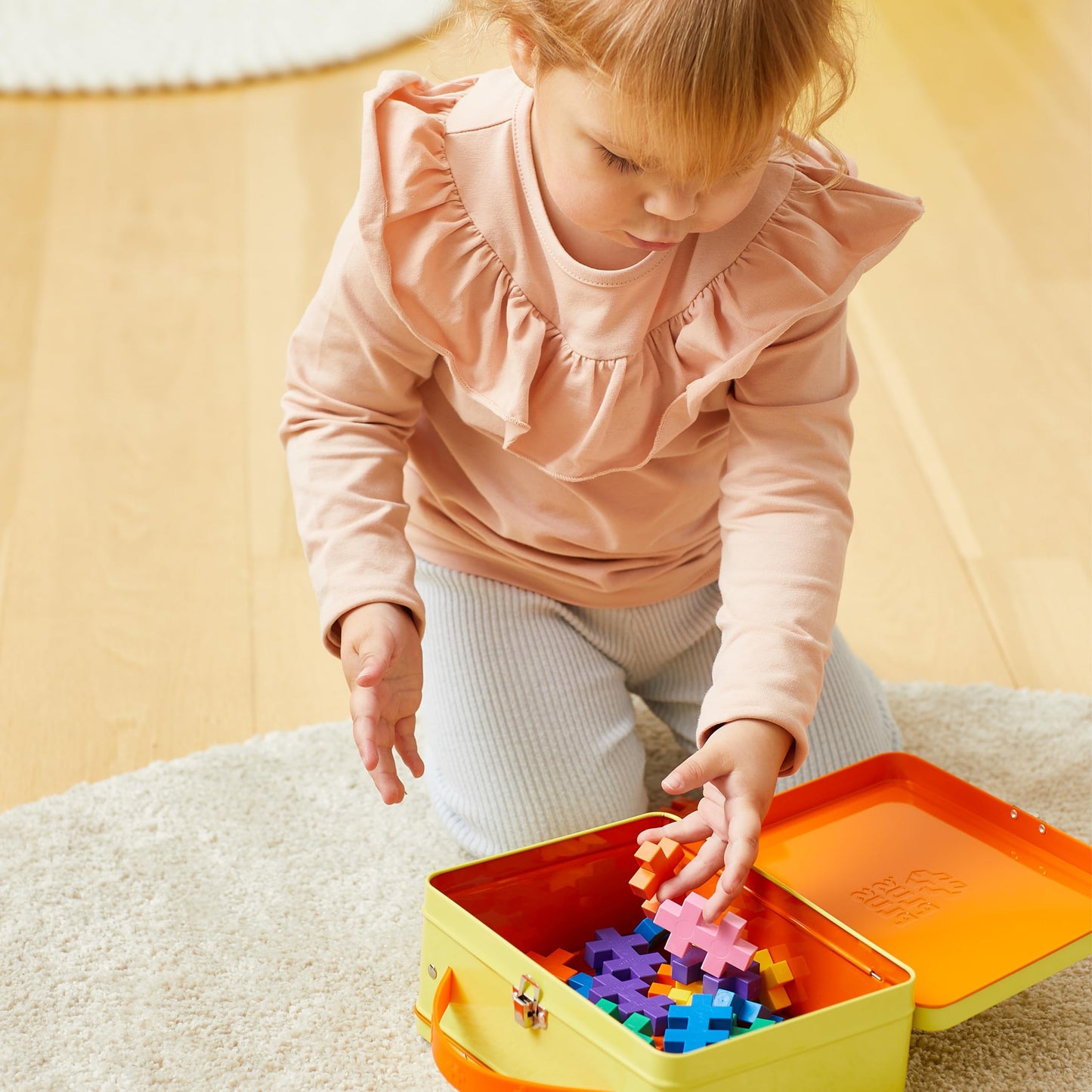 PLUS PLUS Building Set - Open-Ended STEM Toy with 70 Interlocking Pieces, Plastic, Basic Color, Model 03274