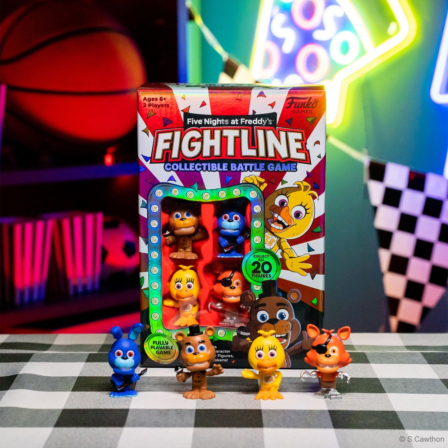 FUNKO GAMES Five Nights at Freddy's FightLine Collectible Game for 2 Players, Ages 6+, Multicolor, Model 69258, Plastic