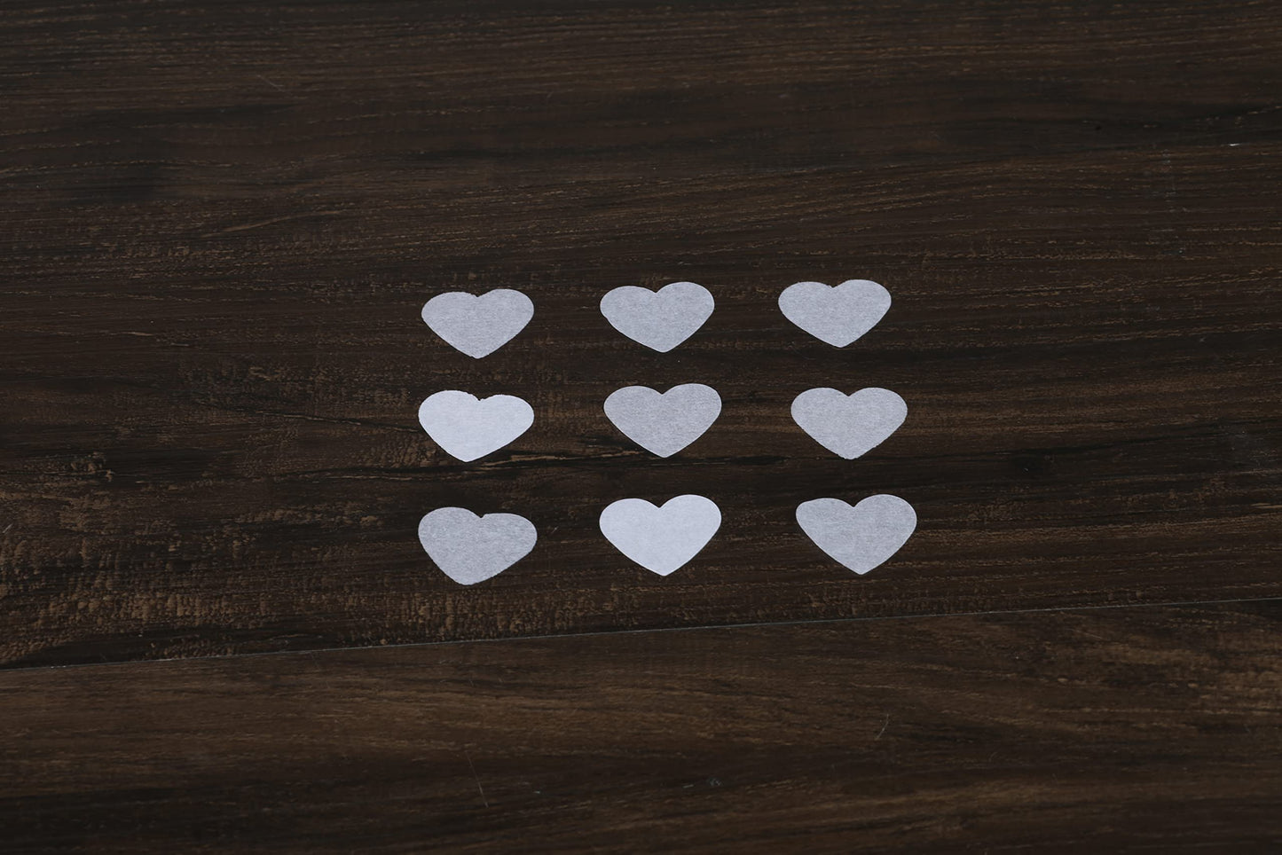 BATTIFE 7.1 Oz White Heart Shaped Confetti, 25000Pcs Tissue Paper, Table Confetti for Wedding Celebrations Party, 200 Gram