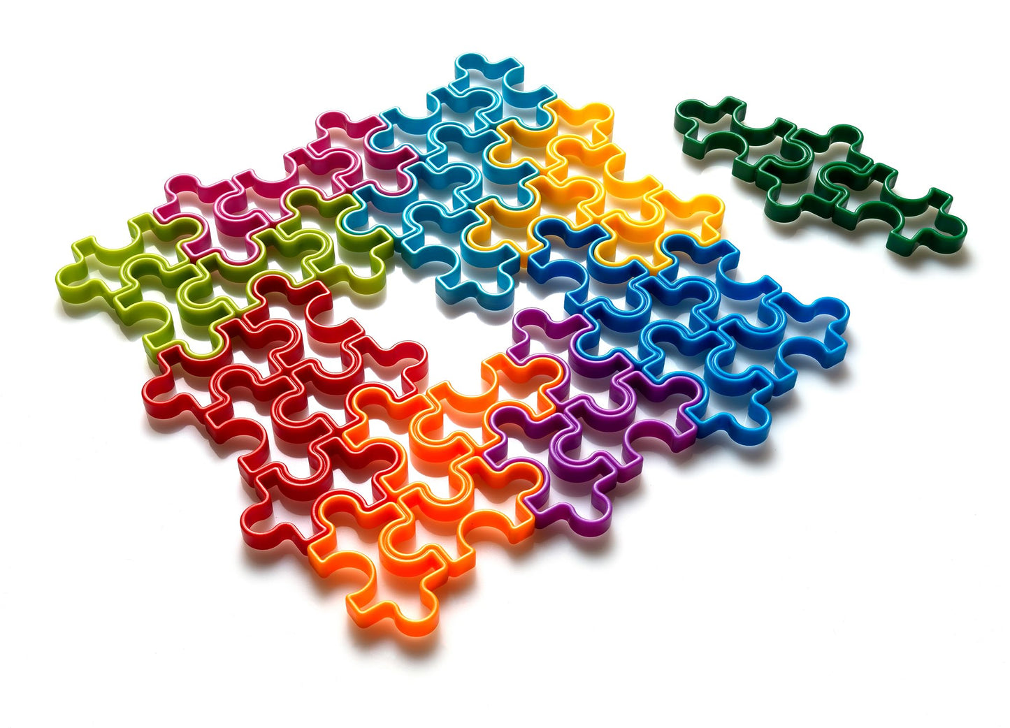 SmartGames IQ Jigsaw 120 Challenges for Ages 7 - mature-themed