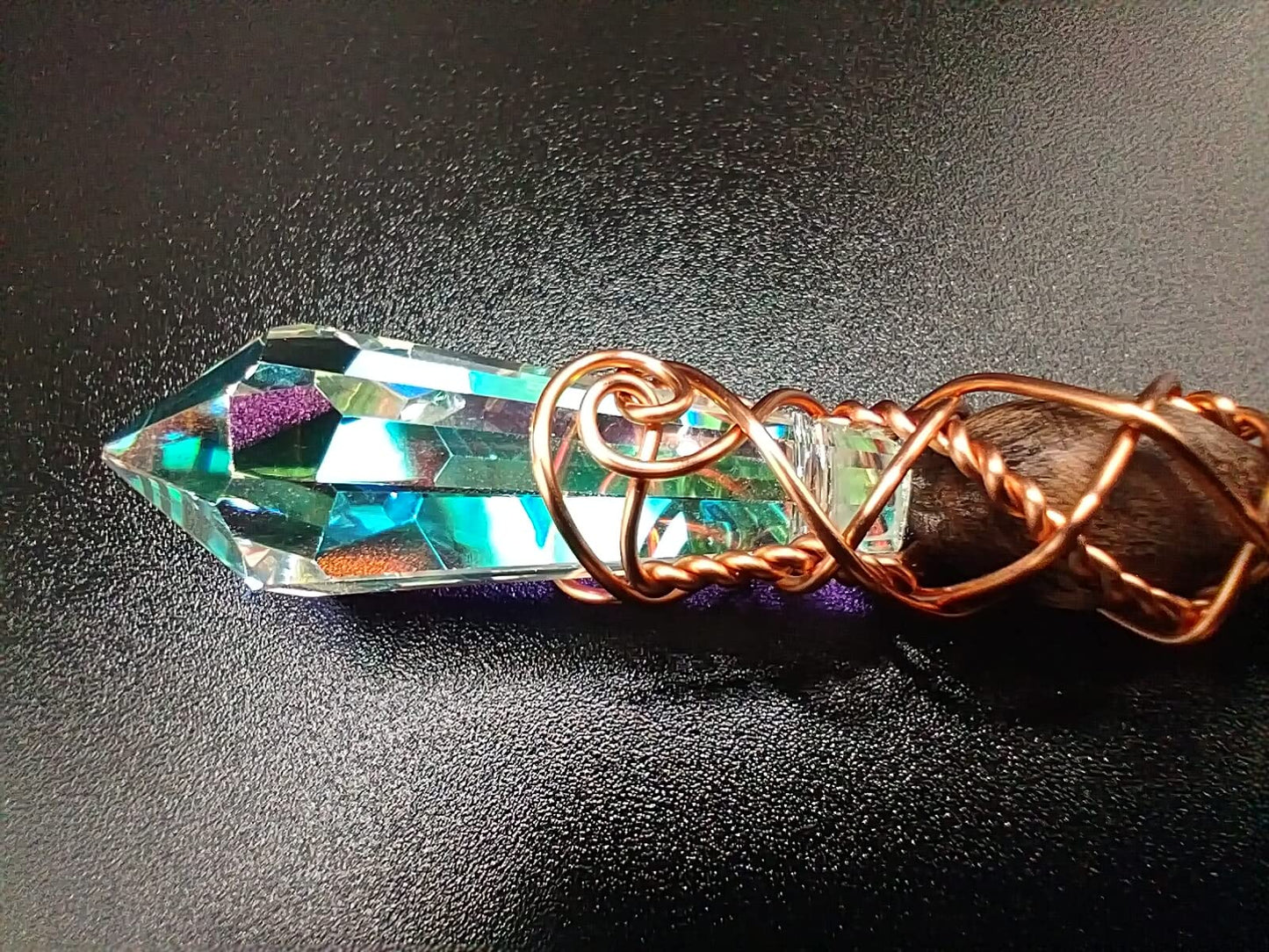 Merlin's Realm Rainbow Prism Oak Magic Wand - Small - Gold - Enchanting Oak Material