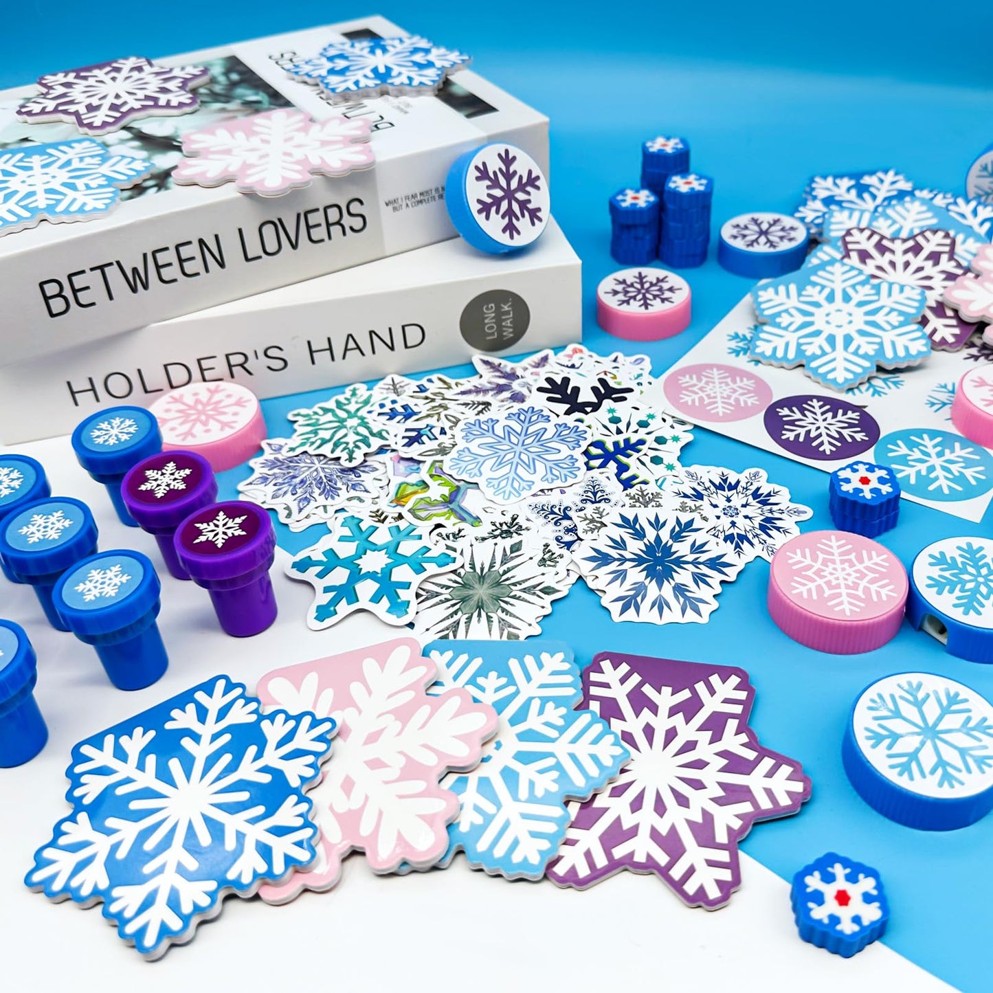 Cinrobiye 194 Pcs Snowflake Winter Frozen Party Favors Christmas Classrooms Exchange School Stationery Set Class Reward Prizes N