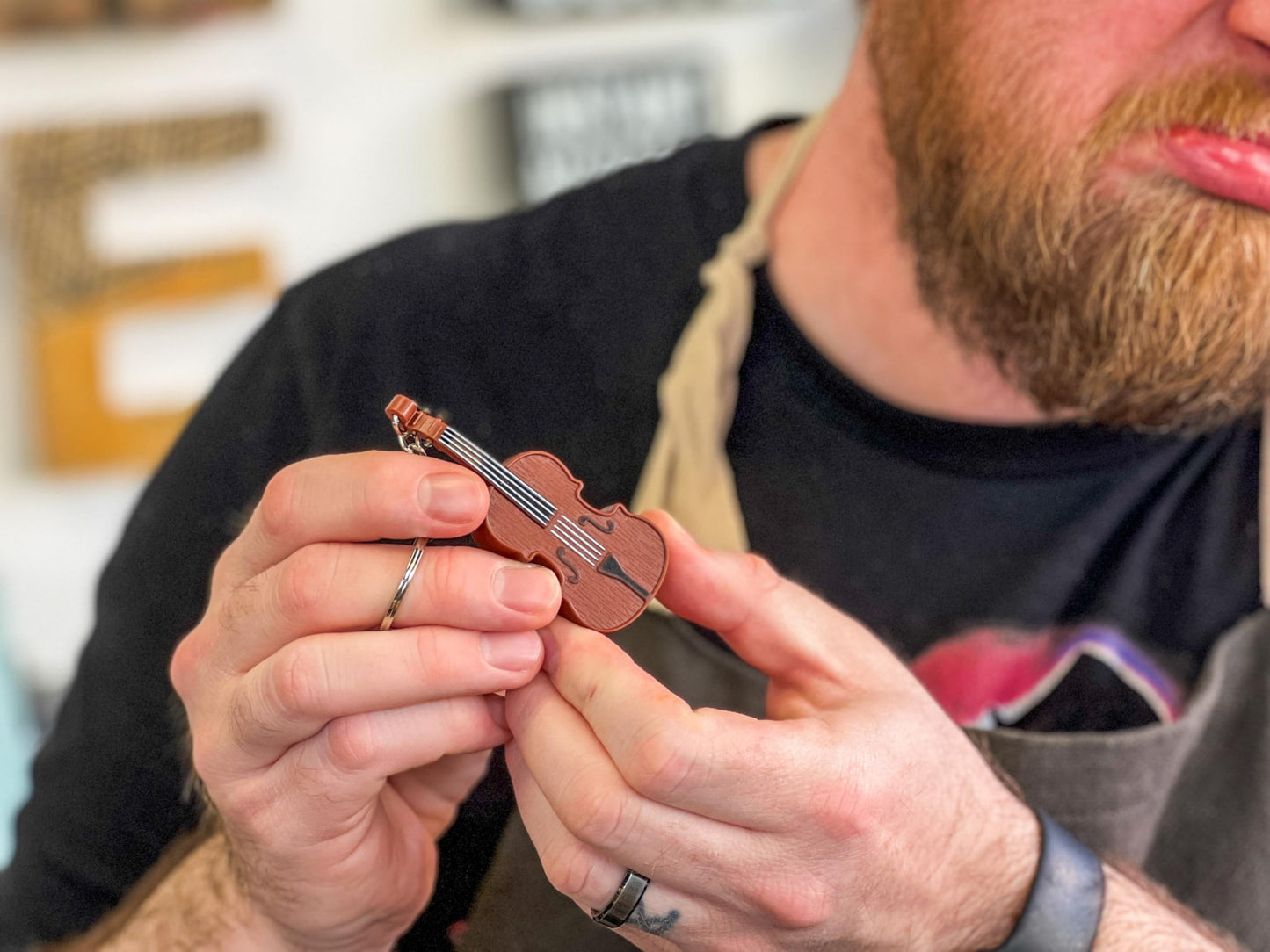 Dr Dingus World'S Smallest Violin - Mr Krabs Sad Music From Spongebob - Exclusive License - Pocket Sized Tiny Violin Keychain Symphony Of Empathy