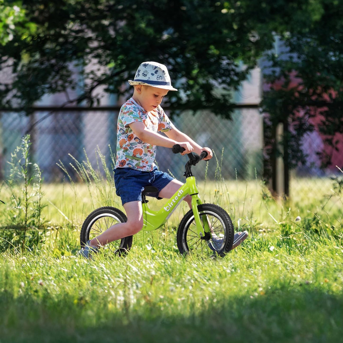 14' Kids Balance Bike For 3,4,5,6 Year Old Boys And Girls, Air Tires With Magnesium Alloy Frame, Lightweight No Pedal Toddler Training Bicycle (Green)