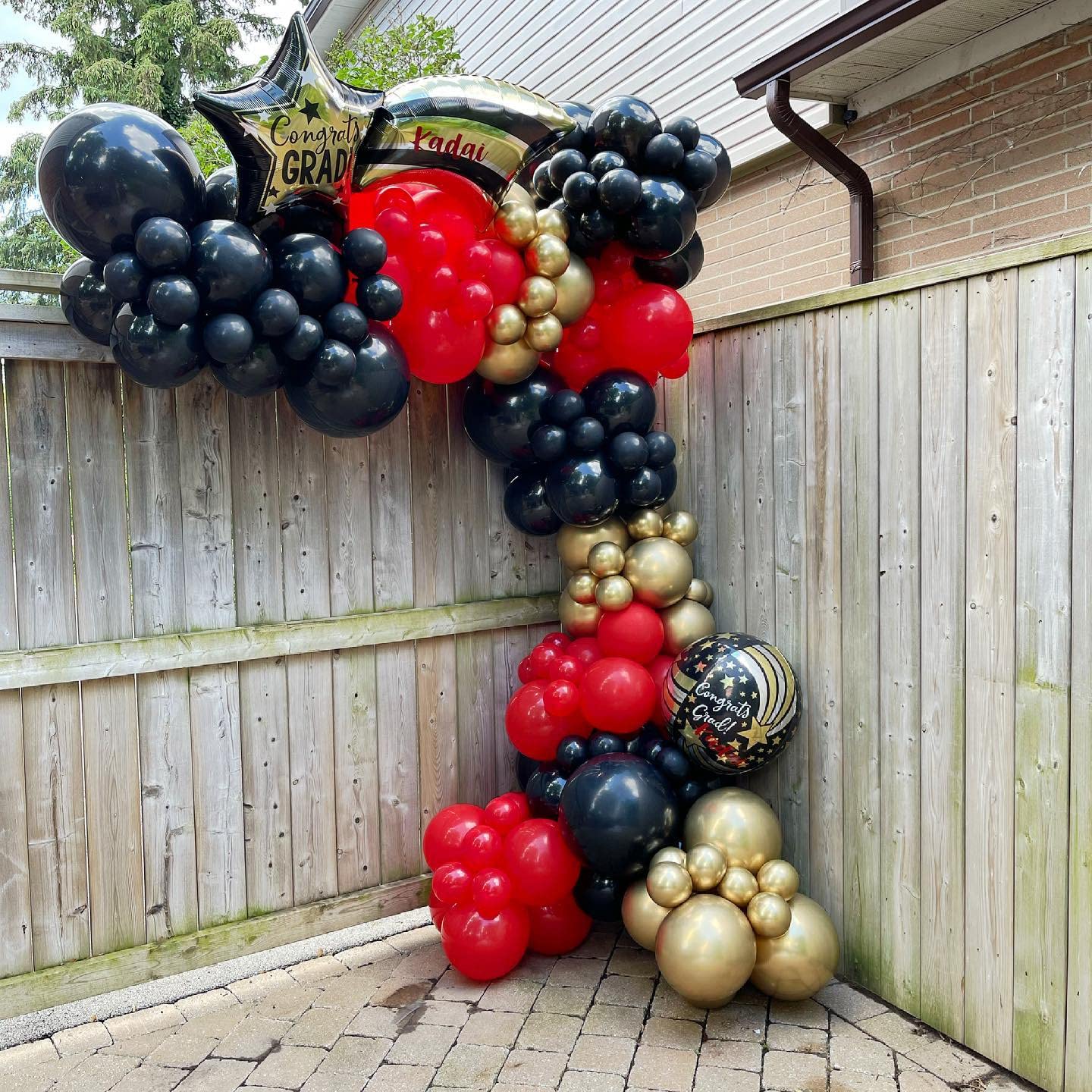 Bonropin Red Balloon Garland Kit - 110Pcs Matte Latex Balloons, 5/10/12/18 Inch, Perfect for Birthday, Wedding, Valentine's Day, Christmas Decor