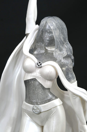 Diamond Select Toys Marvel Gallery: Emma Frost Diamond Pvc Figure, Multicolor, 12 Inches