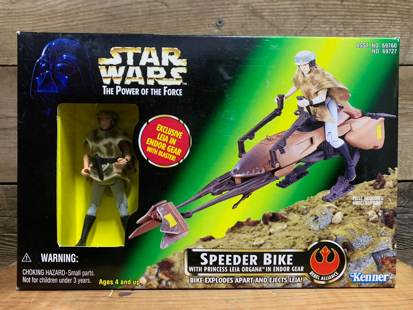 Star Wars - Power Of The Force - Speeder Bike With Princess Leia Organa In Endor Gear