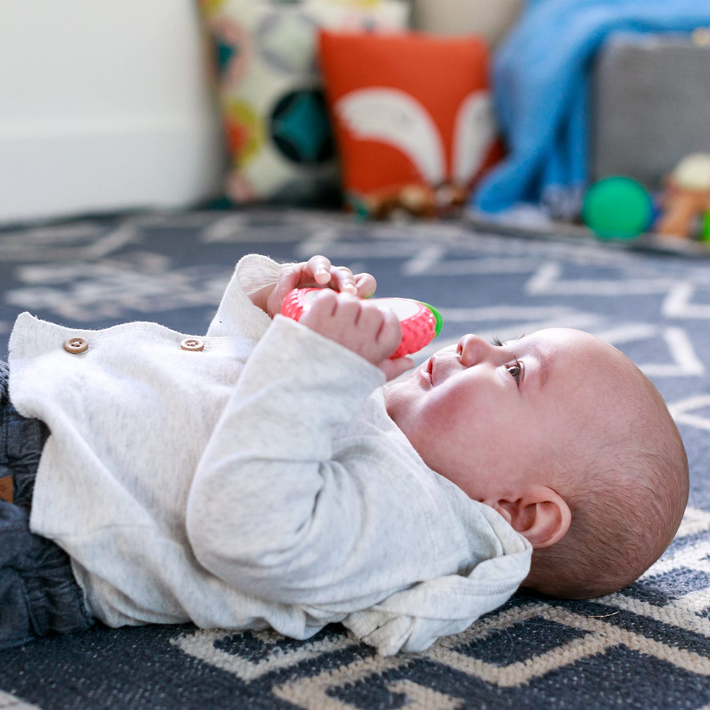 Infantino Lil' Nibblers Vibrating Apple Teether -Sensory Exploration And Teething Relief With Soothing Vibrations And Textures, Red Apple