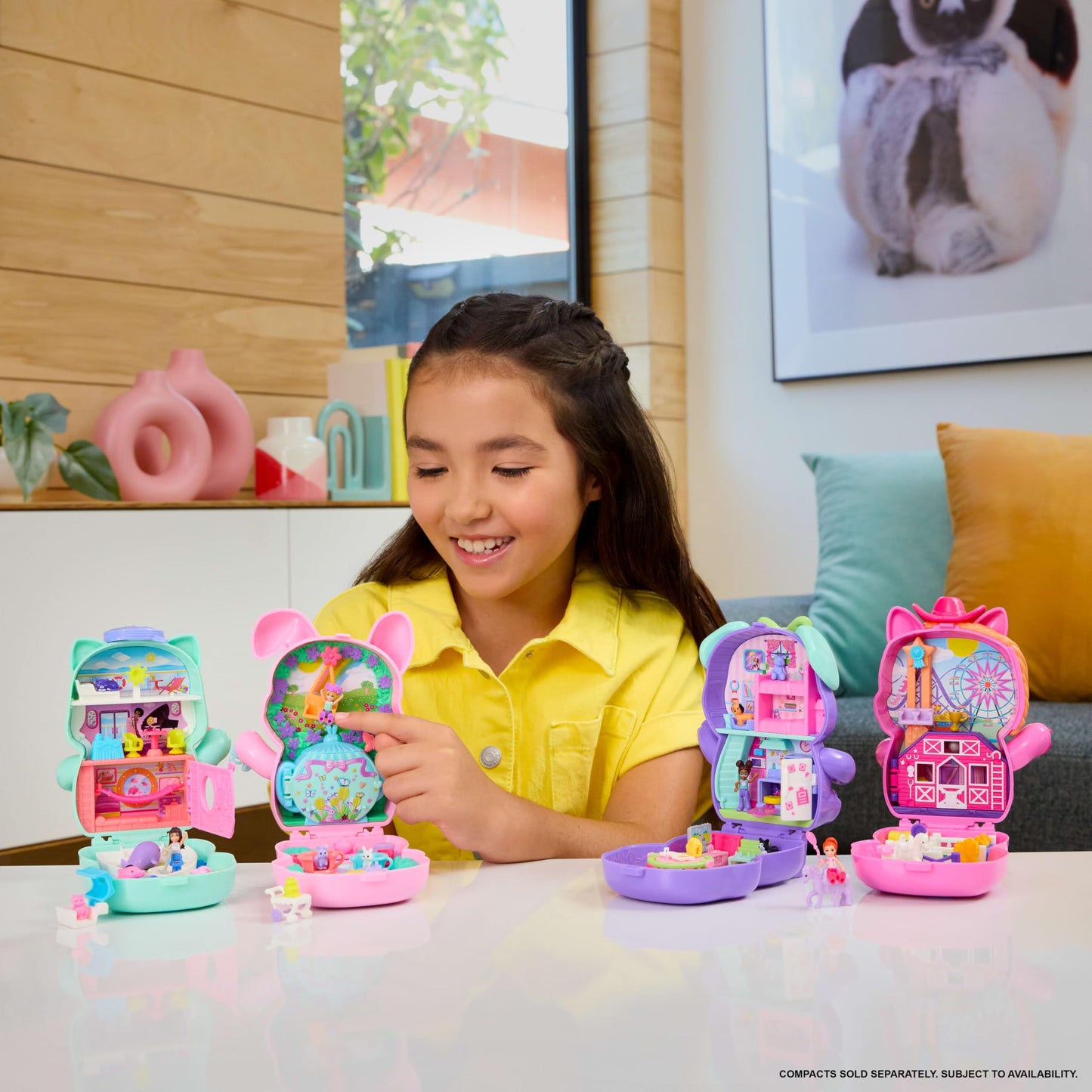 Polly Pocket Dolls And Playset, Set Sail Kitty Compact, Travel Toy With 1 Micro Doll, Pet Cats, Food & Fashion Styling Accessori
