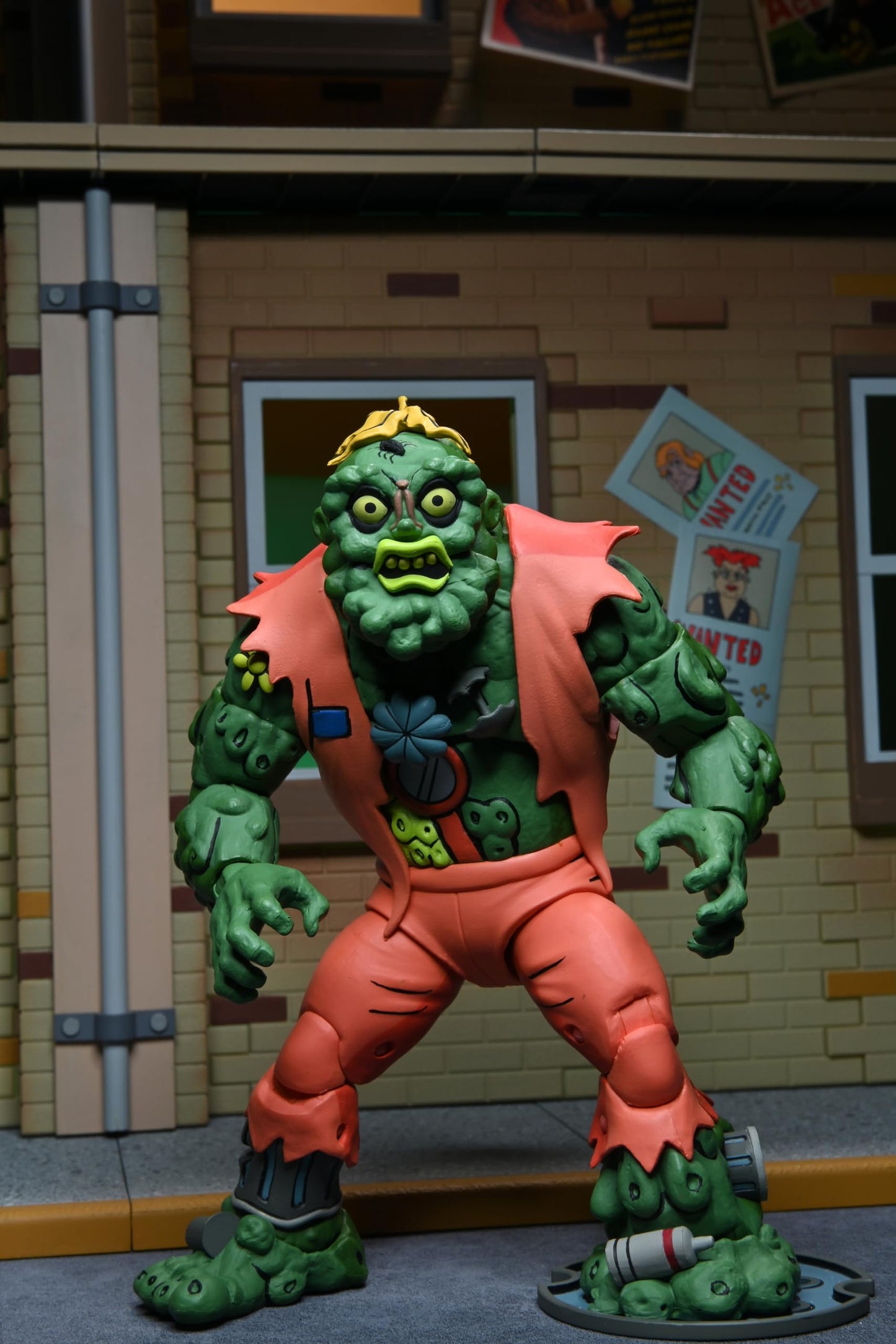 NECA Teenage Mutant Ninja Turtle Cartoon 7 Scale Ultimate Muckman Action Figure