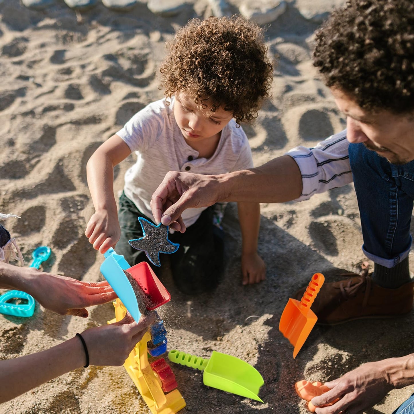 LoayBhok Beach Shovel Toys for Kids: Heavy Duty Plastic Sand Shovels Tools for Toddlers - 4 Pack Outdoor Digging Sandbox Toys Se