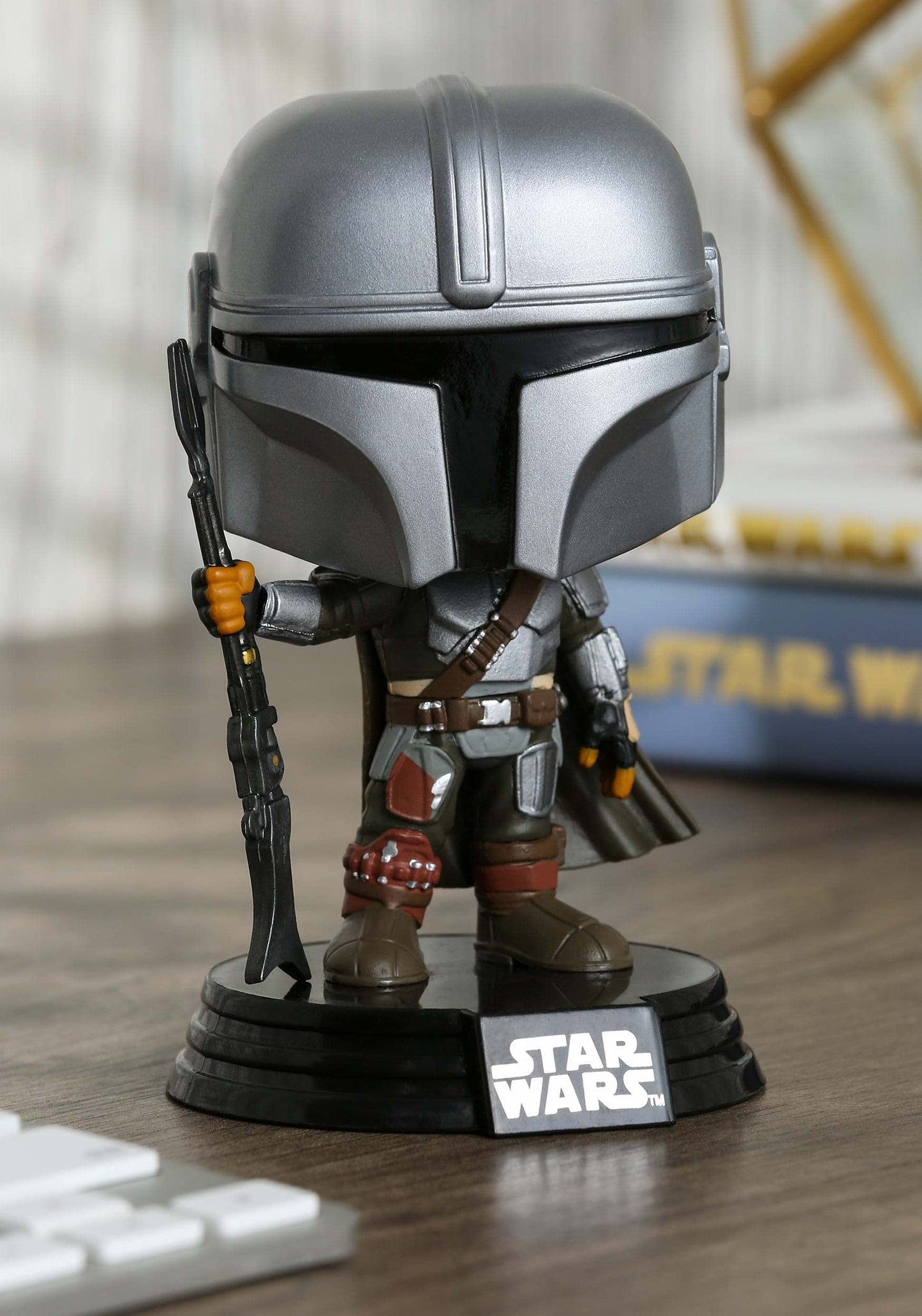 Funko Pop! The Mandalorian Vinyl Bobblehead Figure, Standard Size, Multicolour, Model 45545