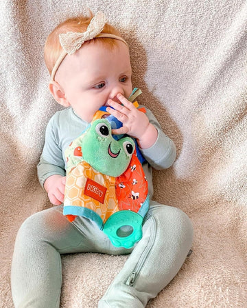 Nuby Teething Blankie Frog, Blue, 1 Count