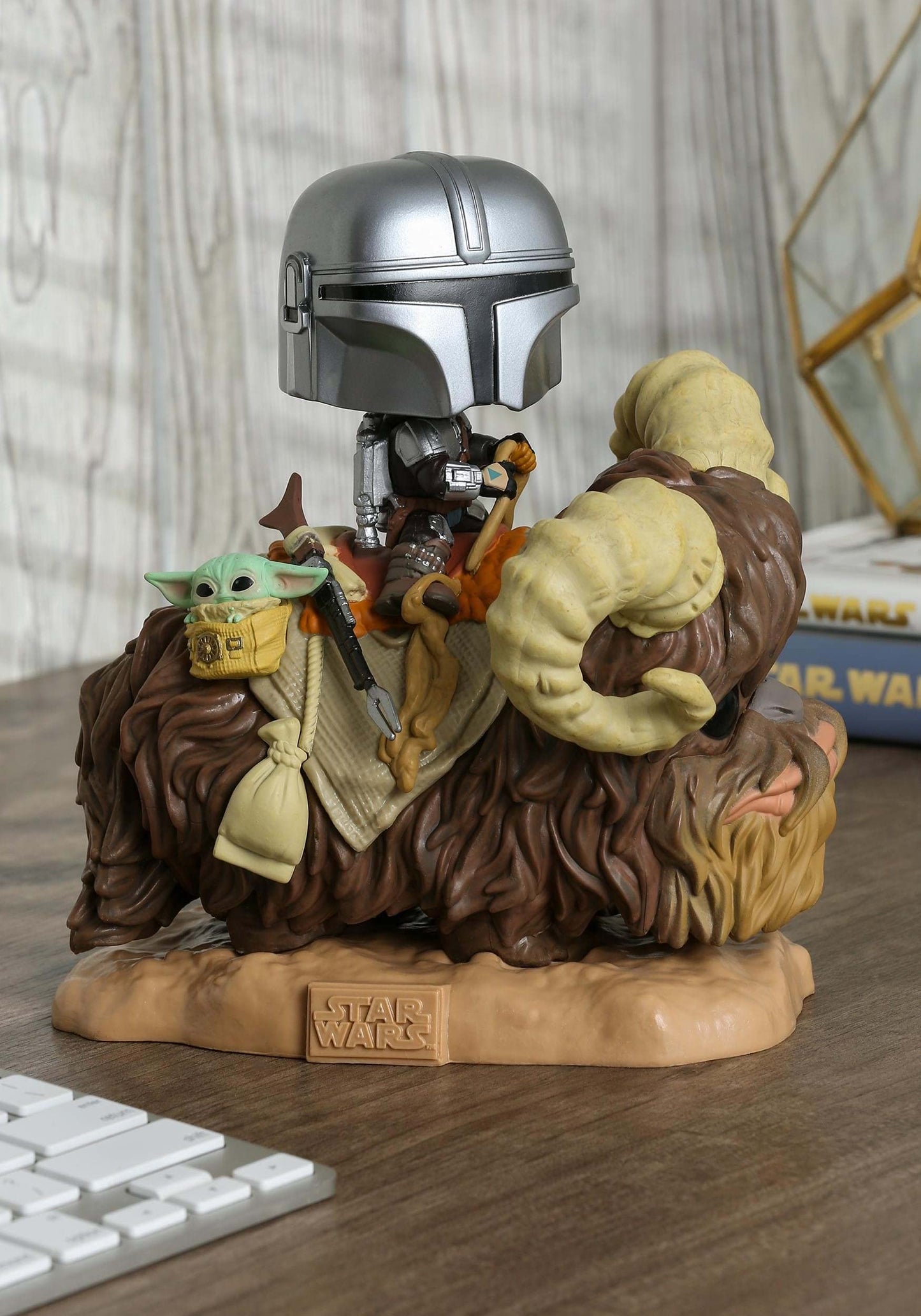 Star Wars The Mandalorian Funko Pop Deluxe Vinyl Figure | Mandalorian On Bantha