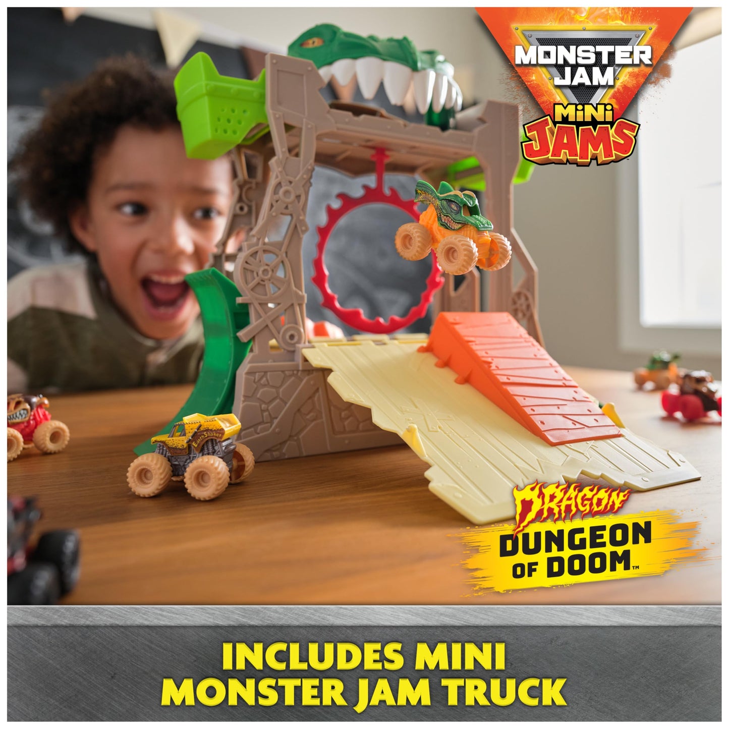 Monster Jam Dragon Dungeon of Doom Playset - Mini Jams Die-Cast Dragon Truck 1:87 Scale - Multicolor - Kids Toys for Boys Ages 3+