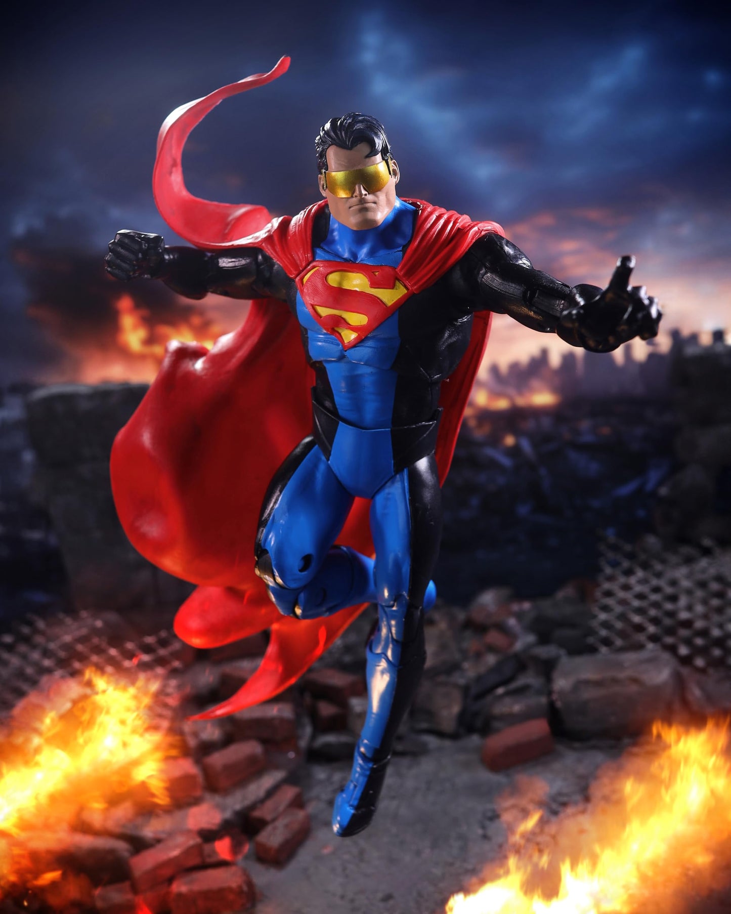 Mcfarlane Toys - Dc Multiverse Eradicator (Return Of Superman) 7In Action Figure