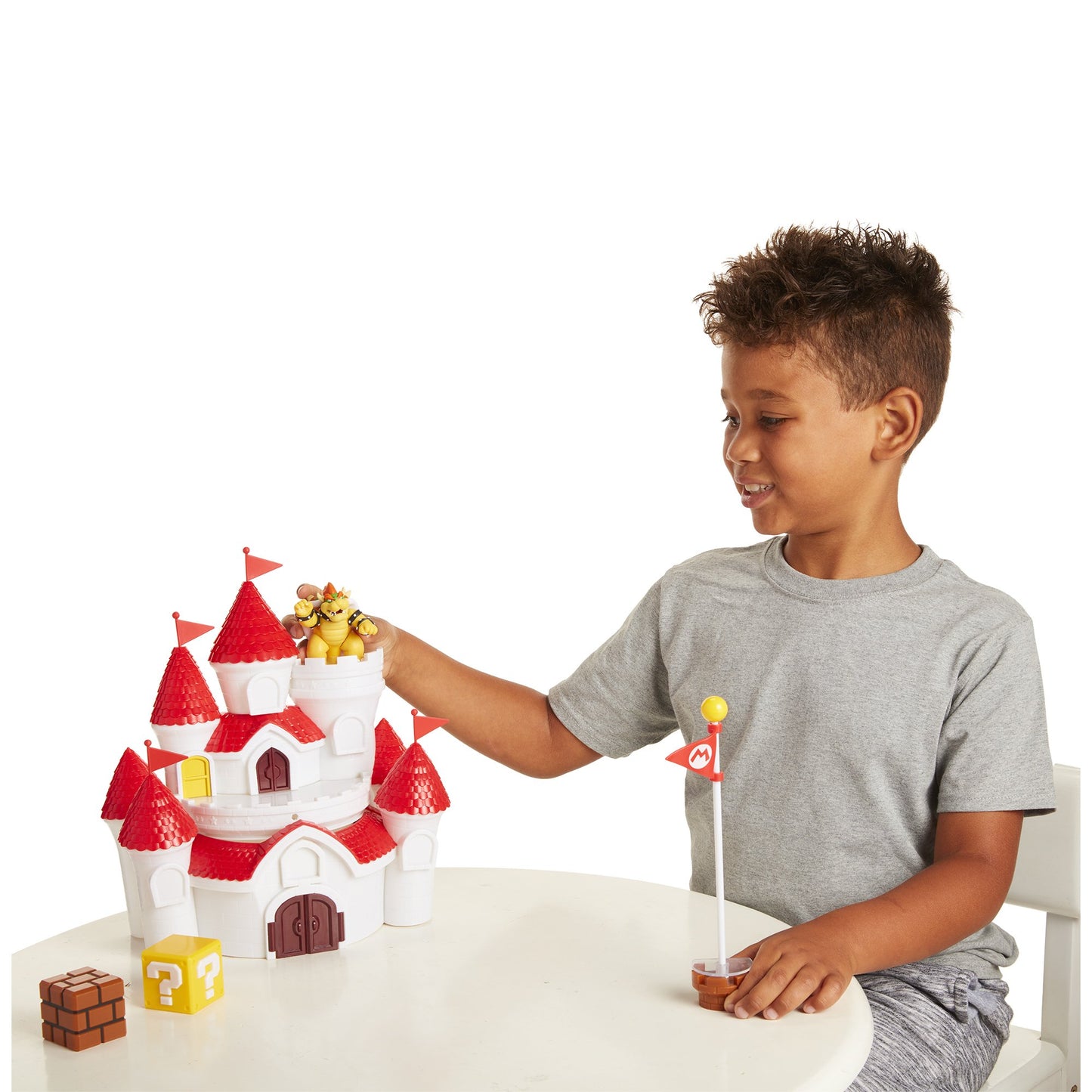 Super Mario Mushroom Kingdom Castle Playset with limited availability 2.5  Bowser Figure