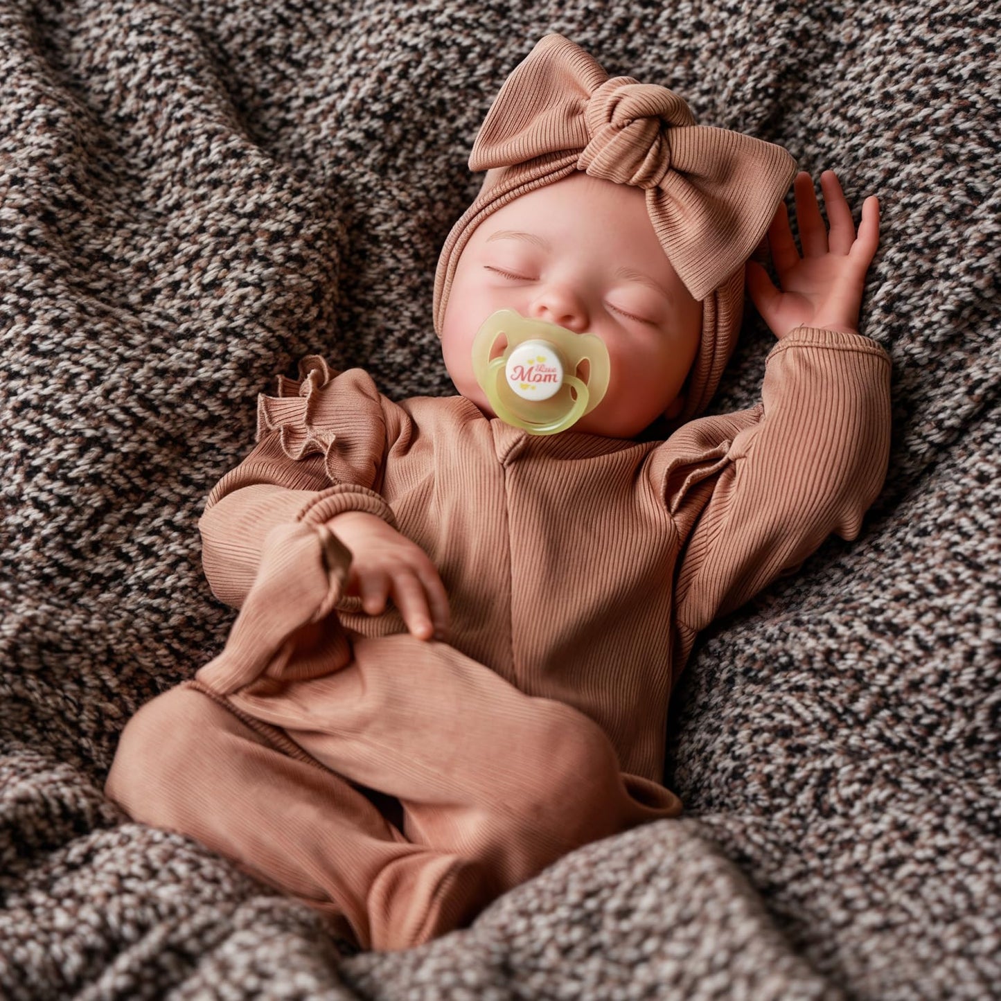 JIZHI Reborn Baby Dolls, 20 inch Soft Vinyl Baby Dolls Realistic Newborn Baby Doll Girl Real Life Baby Sleeping Dolls with Gift