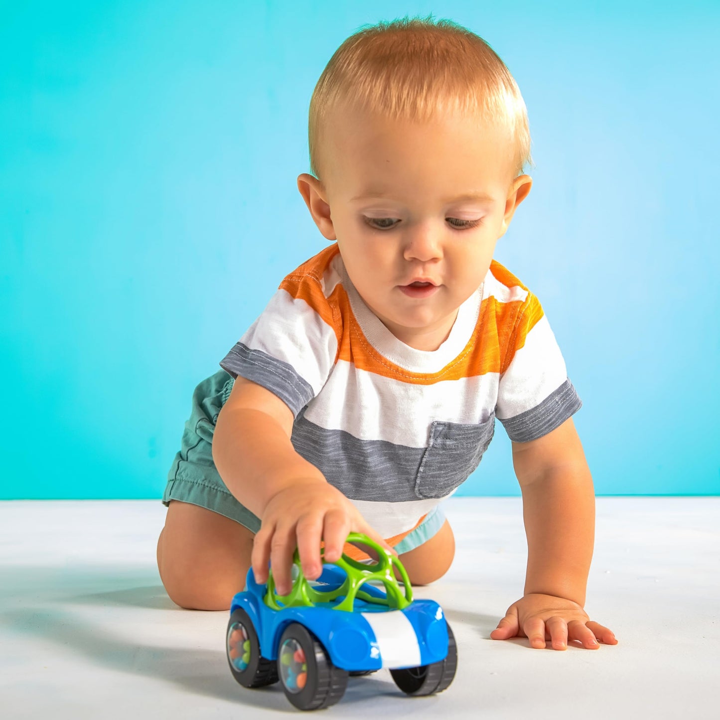 Bright Starts Oball Easy Grasp Rattle & Roll Toy Sports Car Bpa-Free Infant Crawling Toy, 1 Pack, Age 3 Months And Up, Blue/Green