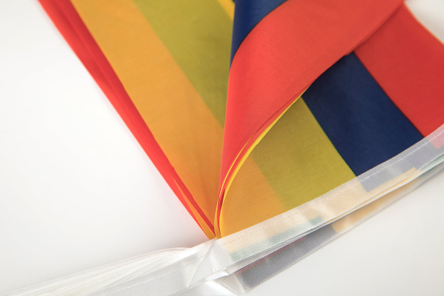 Colombia Flag Colombian Flag,100Feet/76Pcs National Country World Pennant Flags Banner,Party Decorations Supplies For,Indoor And