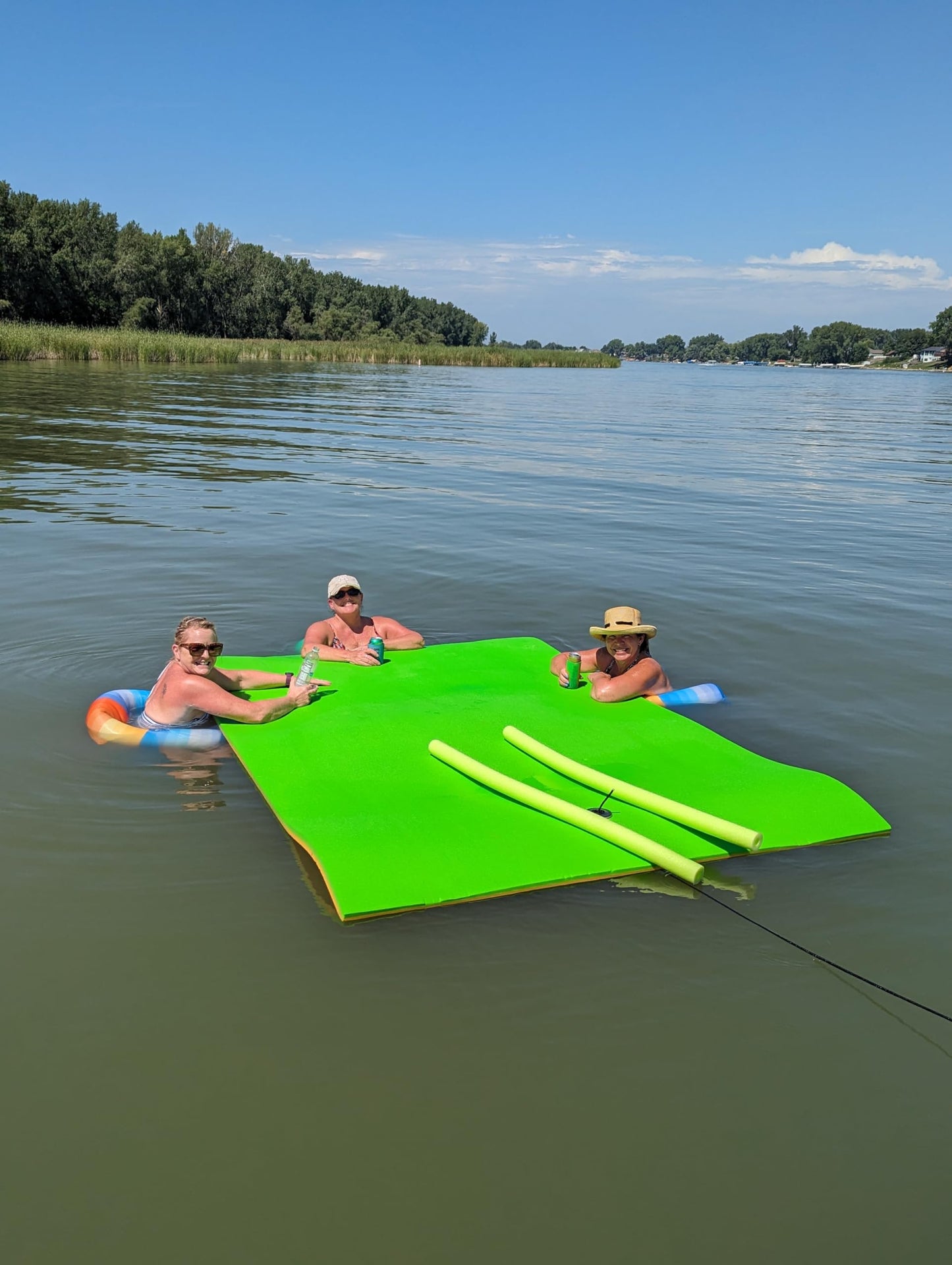 Rubber Dockie Floating Water Mat Pad For Swimming Lakes Boats Rivers Ocean (9X5 Ft)