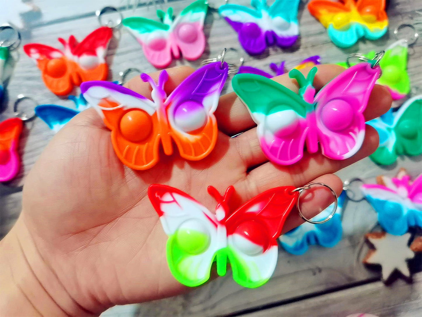 Roaqua 100 Butterfly Mini Pop Silicone Bubble Fidget Toys, Autism Special Needs Squeeze Sensory Party Favors Gifts For Family