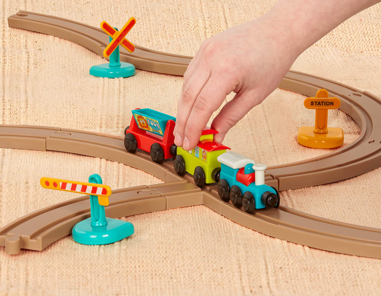 Battat - Train Set For Kids, Toddlers - 29Pc Train Track Set With Trains And Accessories - Developmental Toy- All Aboard Train S