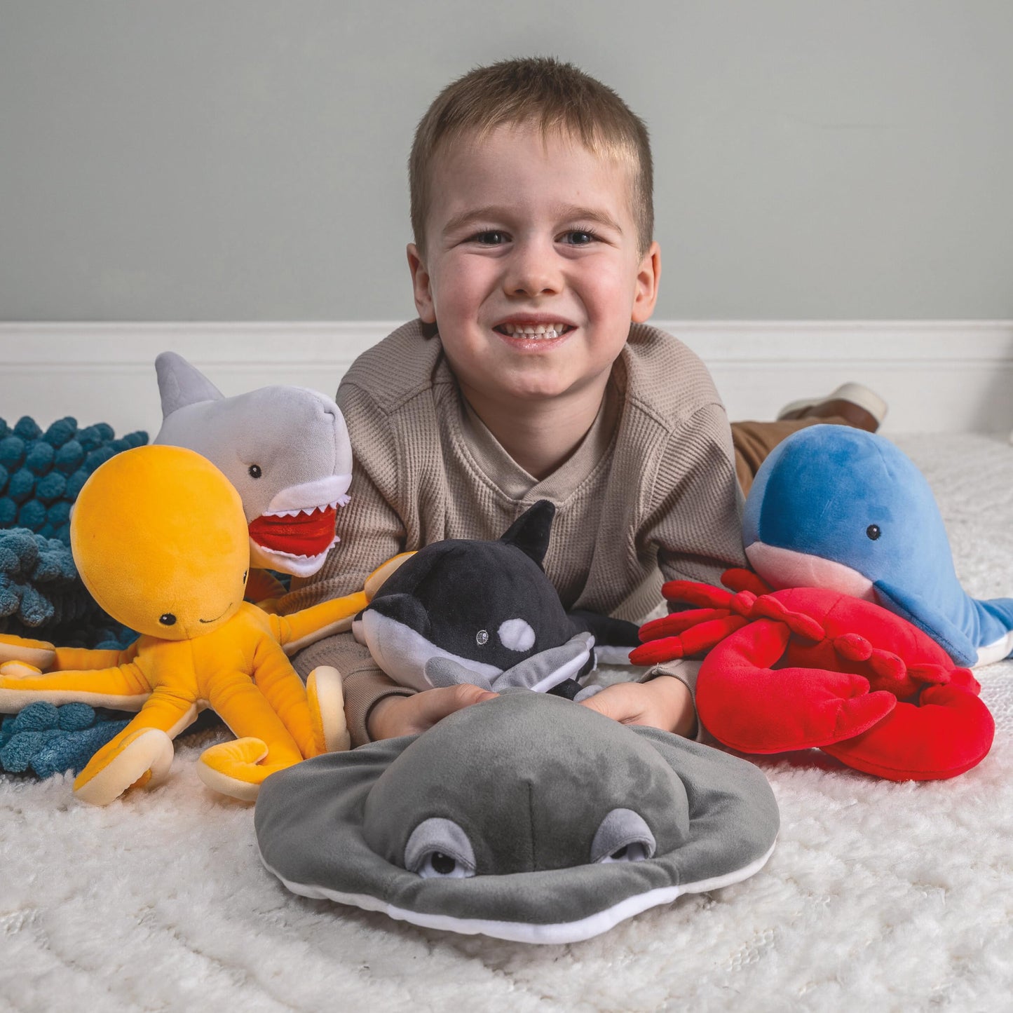 Mary Meyer Stuffed Animal Smootheez Pillow-Soft Toy, 10-Inches, Sting Ray
