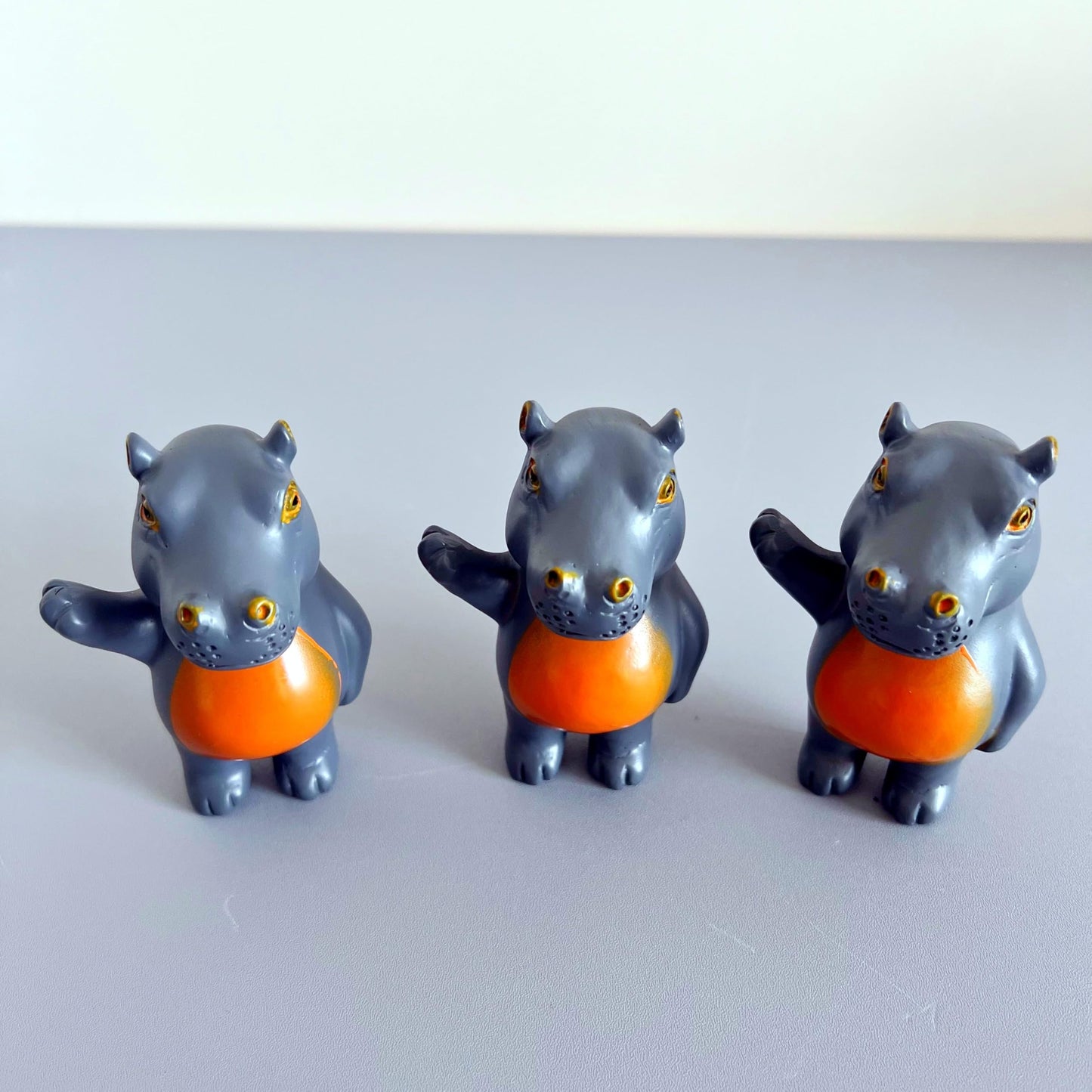 Jxueych Rebellious Hippo Figurine, Miniature Resin Hippo Standing 3.5 Inch, Adorable Mini Hippo - The Cutest Addition To Your De