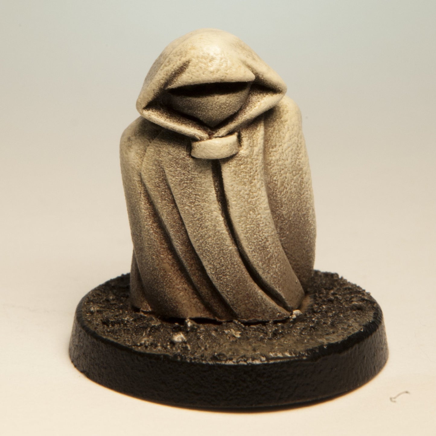 Stonehaven Miniatures Cloaked Dwarf Figure (For 28Mm Scale Table Top War Games) - Made In Us