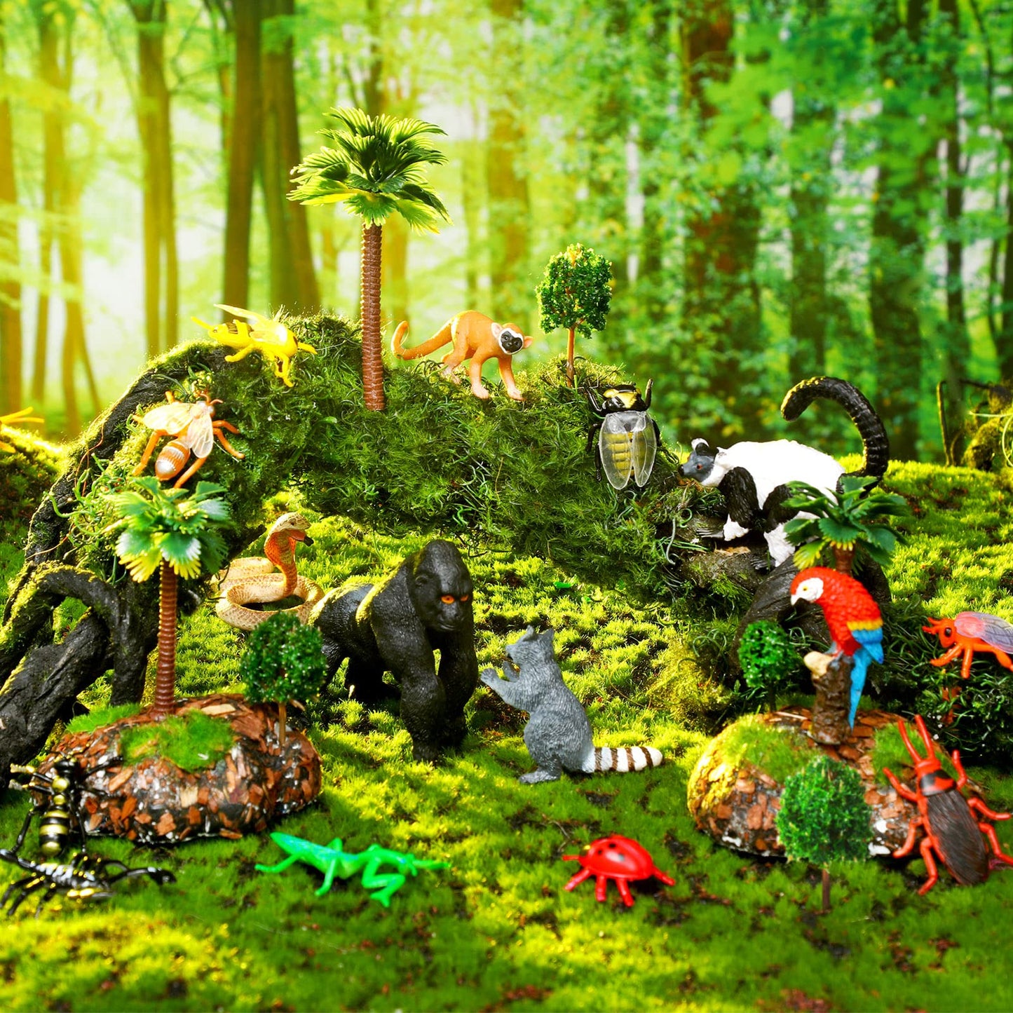 Jexine 25 Pack Rainforest Animals Figures Toys Set Assorted Creatures Rainforest Diorama Supplies Animals Model Trees for Birthd