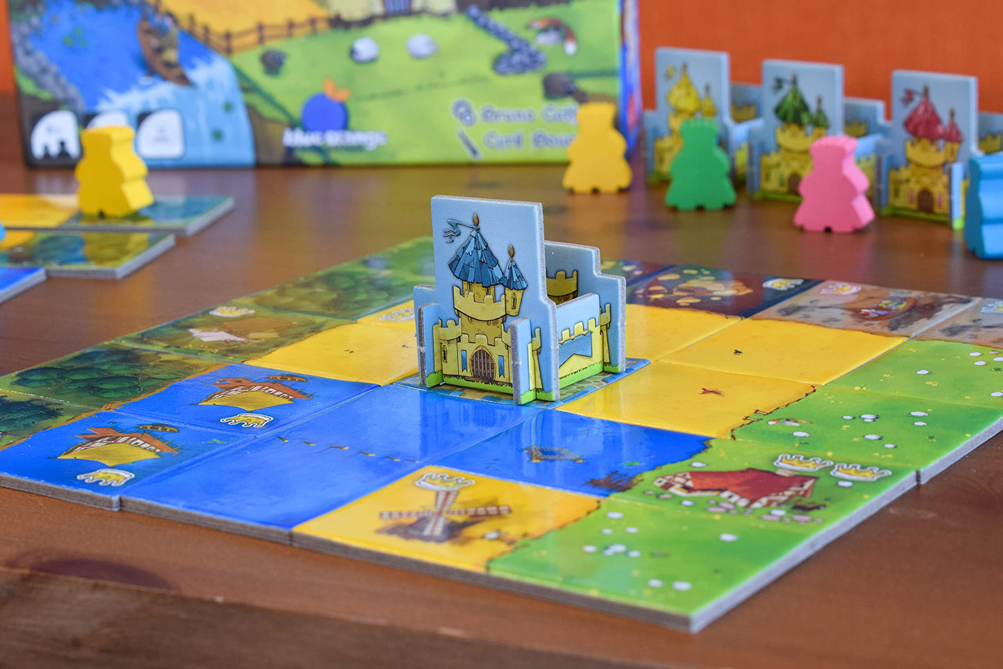 Blue Orange Kingdomino Board Game - Award Winning Family Strategy Game for 2-4 Players, Basic Pack, Cardboard, Blue, Model 03600