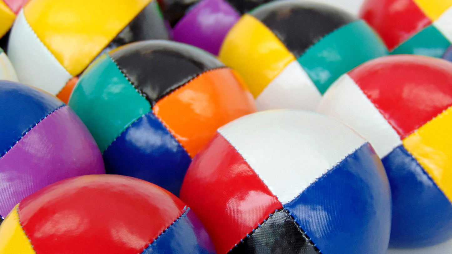 Juggling Balls Professional Style Set of 3 - How to Juggle Kit with Bean Bags for Juggling for Beginners with Vibrant Colors, Gr