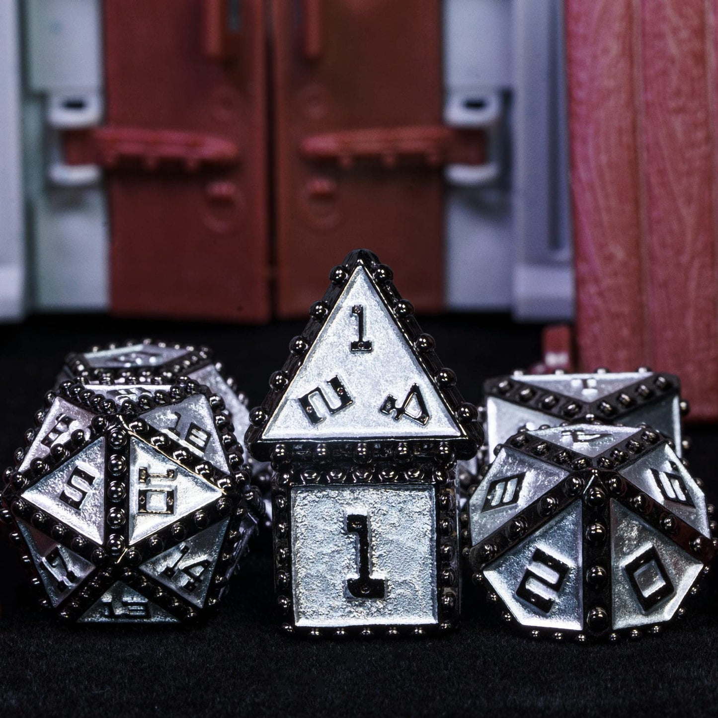 Udixi Metal Dice Set D&D, Rivet Metal Dnd Dice Set For Role Playing Games (Black Nickel Silver)
