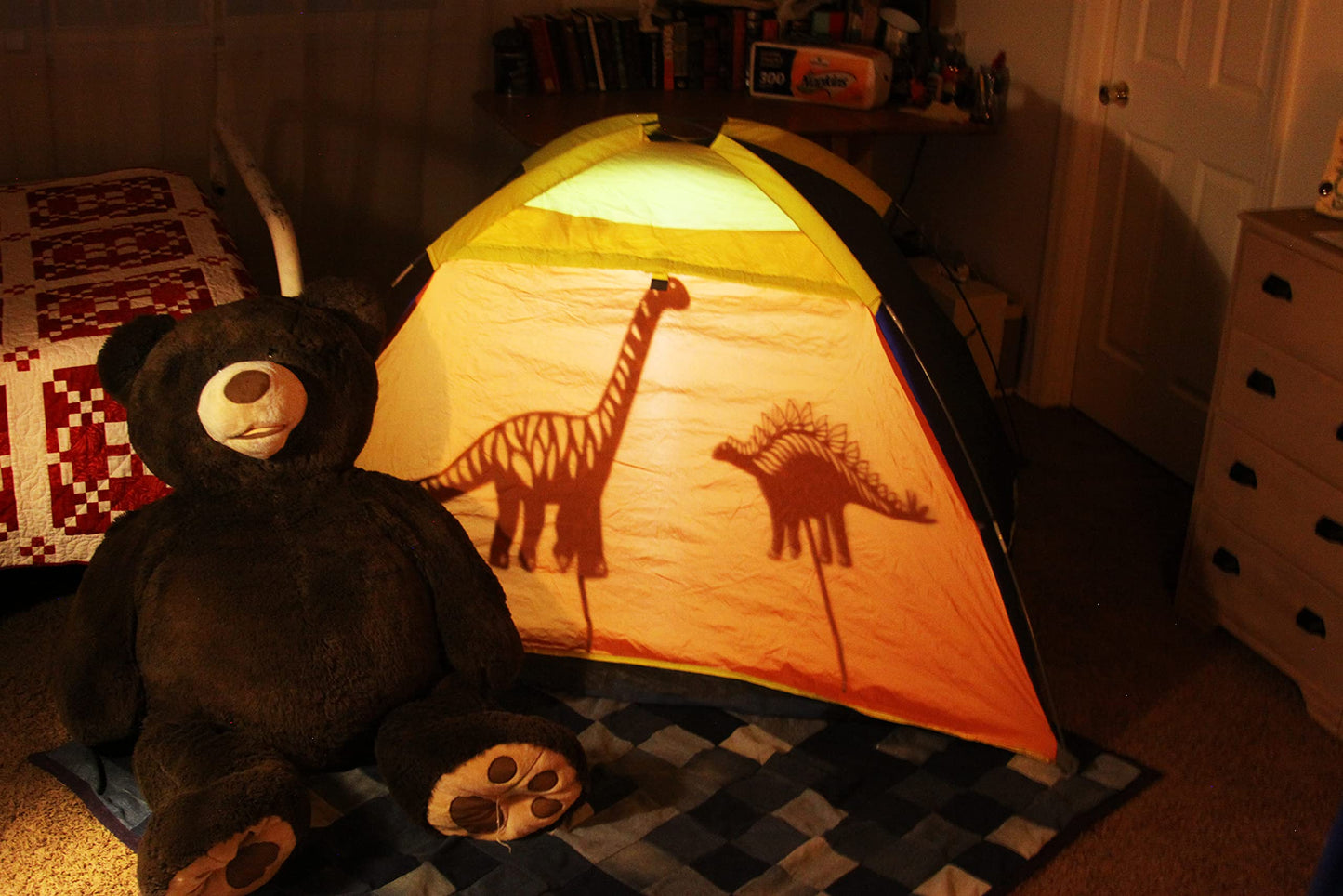 Black Forest Theater Presents - DINOSAURS - Interactive Shadow Puppet Book with Puppets