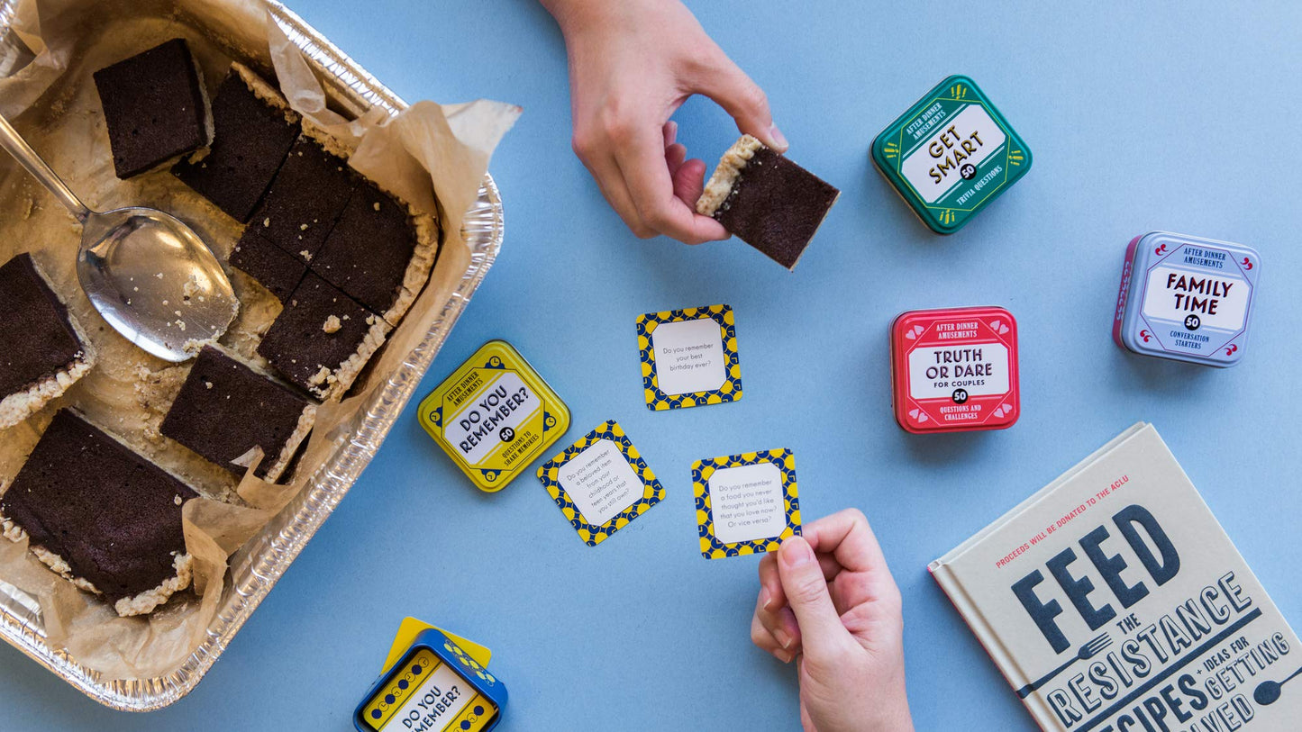 Chronicle Books After Dinner Amusements Conversation Game - Do You Remember? - Small Tin - 50 Questions for Family & Friends