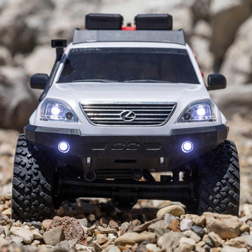Axial Rc Truck Scx24 Lexus Gx470: 1/24 4Wd Rtr (Everything Needed To Run Is Included), White, Axi-1532T1
