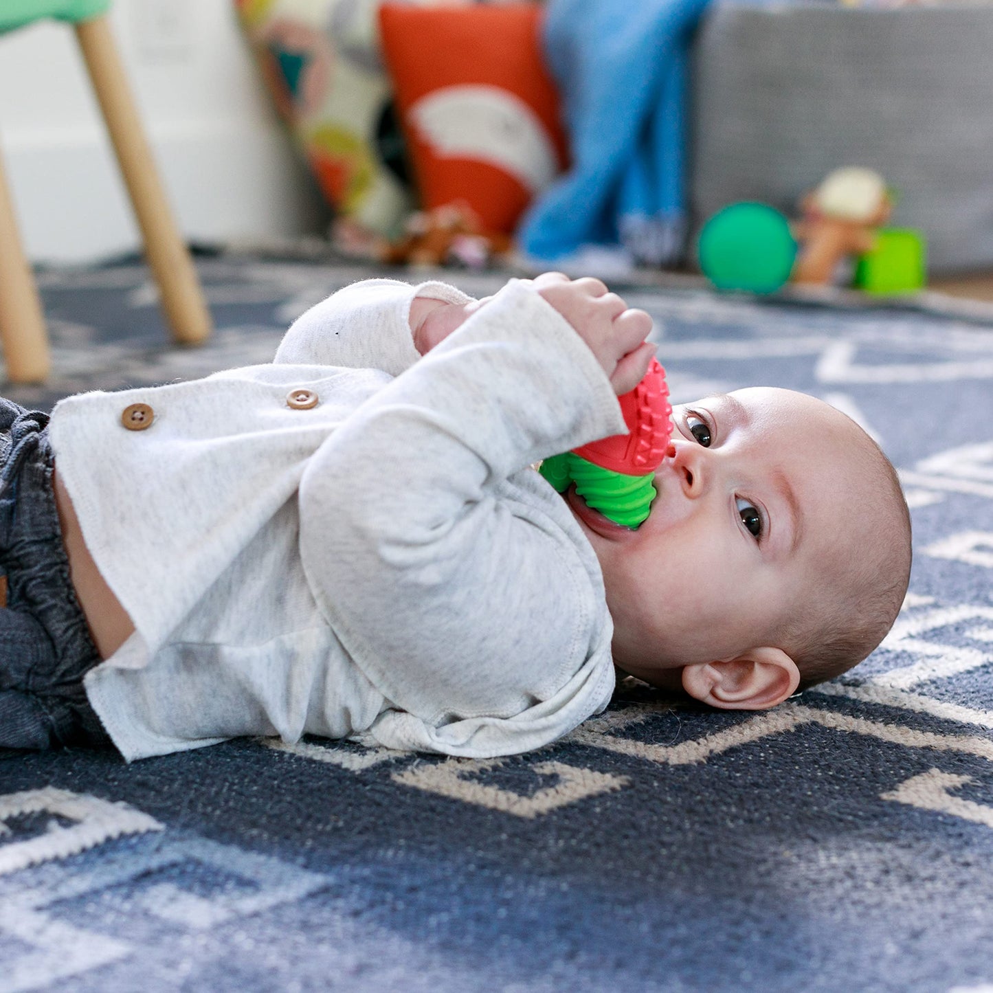 Infantino Lil' Nibblers Vibrating Apple Teether -Sensory Exploration And Teething Relief With Soothing Vibrations And Textures, Red Apple