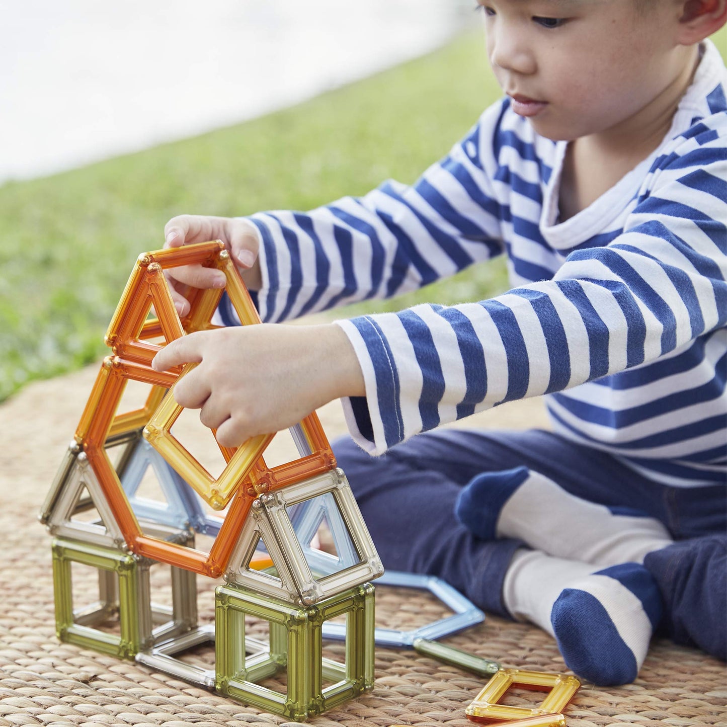 Guidecraft Powerclix Frames Natural - 74 Piece Set: Magnetic Construction Building Kit For Creative Open-Ended Play, Stem Learni