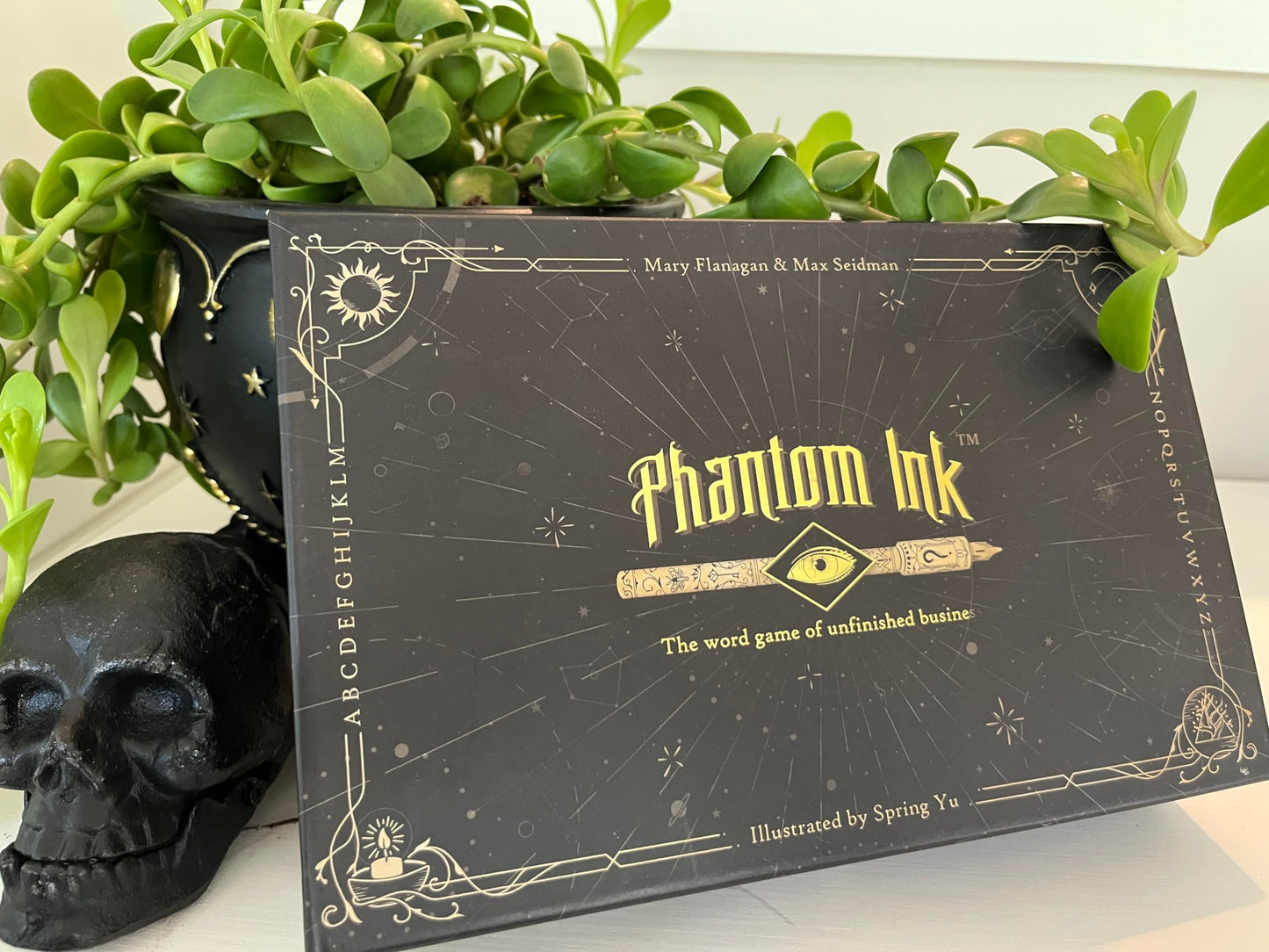 Resonym Phantom Ink Spooky Word Guessing Game for Ages 8+, 4-8 Players, Cardboard, Gold, Model GHW01RES