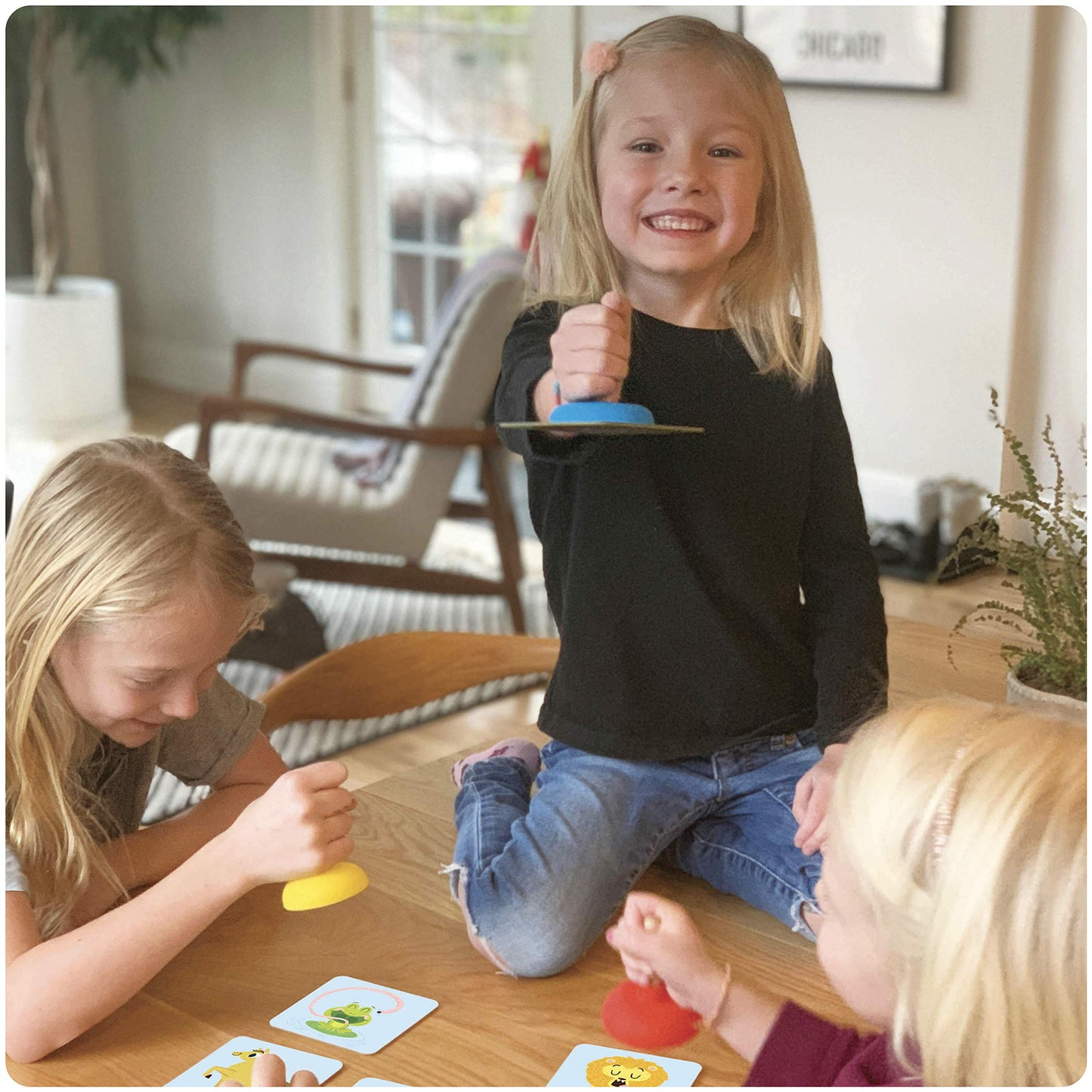Roo Games Bulls Eye - Fast-Paced Animal Matching Game - For Ages 3+ - Flip A Card, Plunge The Match And Win!