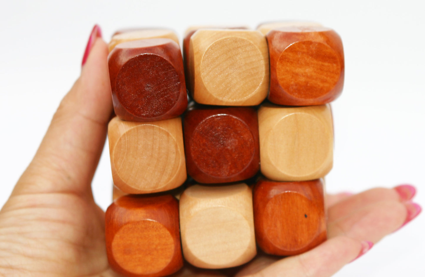 Toys of Wood Oxford Wooden Twist Cube IQ Puzzle - Natural Wood, 8cm - Brain Teaser for All Ages - Great Mens Gift & Stocking Stuffer