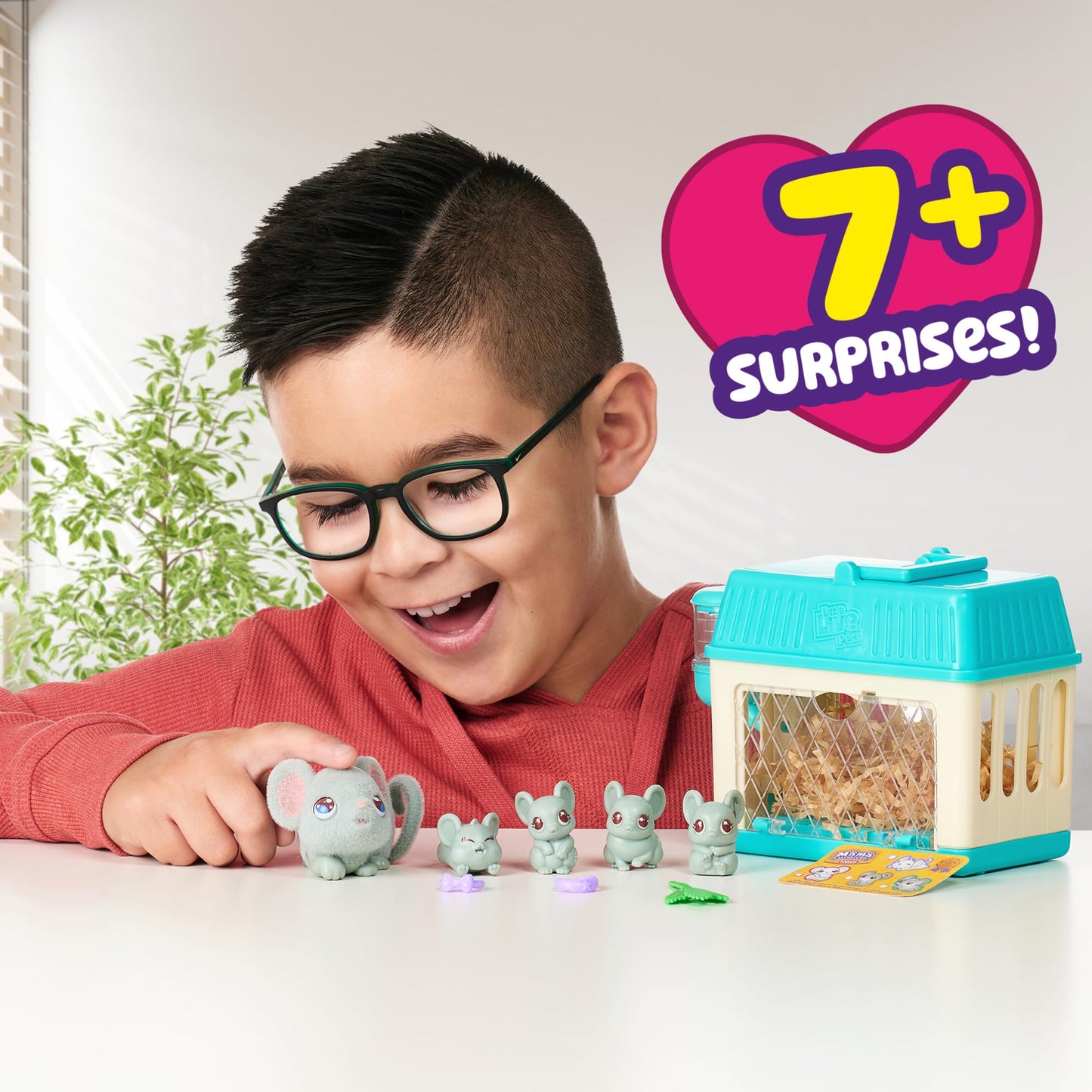 Little Live Pets Mama Surprise Minis - Nurture Lil' Mouse with 2-4 Babies, S2 Color, Model 26510, Thermoplastic Rubber Material