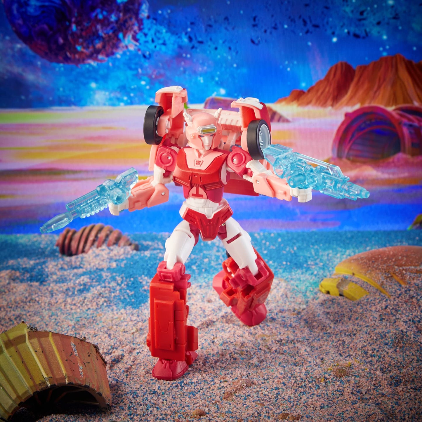 Transformers Generations Legacy Deluxe Elita-1 Action Figure, 5.5-inch, Multicolored, Plastic, Model F3033, Ages 8 and Up